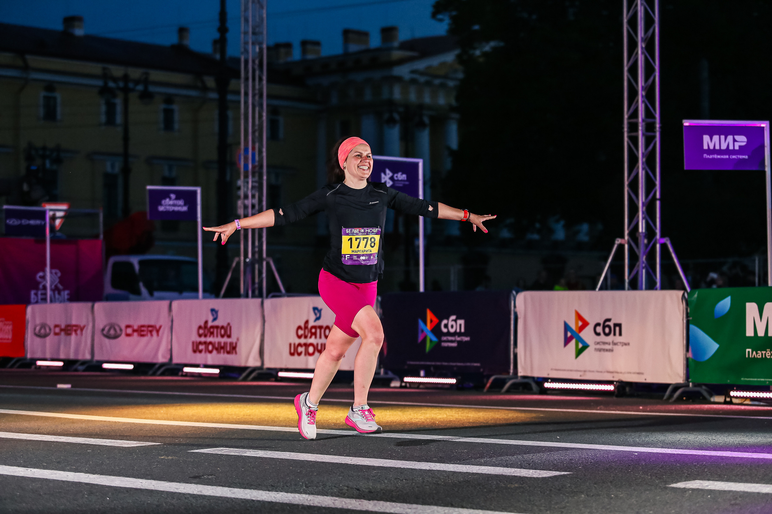 Марафон Белые Ночи 2023. Сергей Гусев — спортивная фотография, виртуальные туры, 3д панорамы