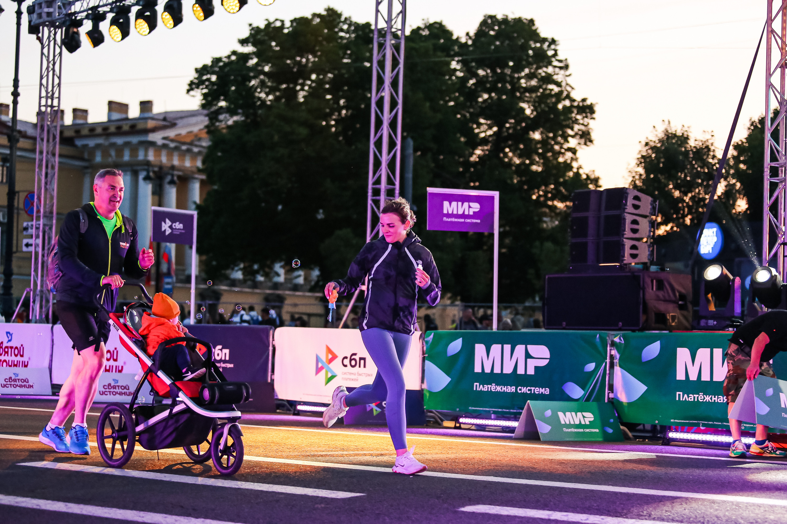 Марафон Белые Ночи 2023. Сергей Гусев — спортивная фотография, виртуальные туры, 3д панорамы