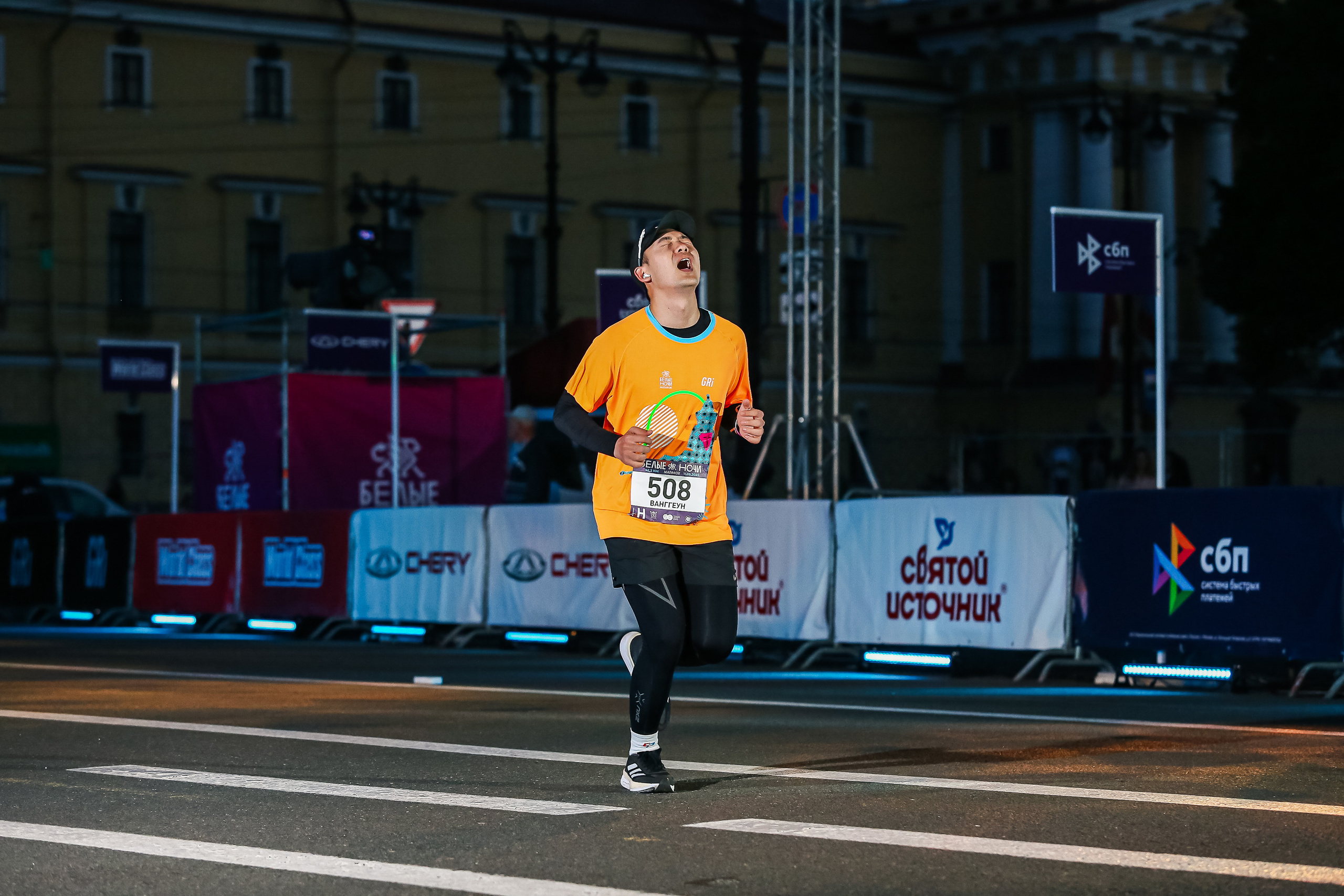 Марафон Белые Ночи 2023. Сергей Гусев — спортивная фотография, виртуальные туры, 3д панорамы