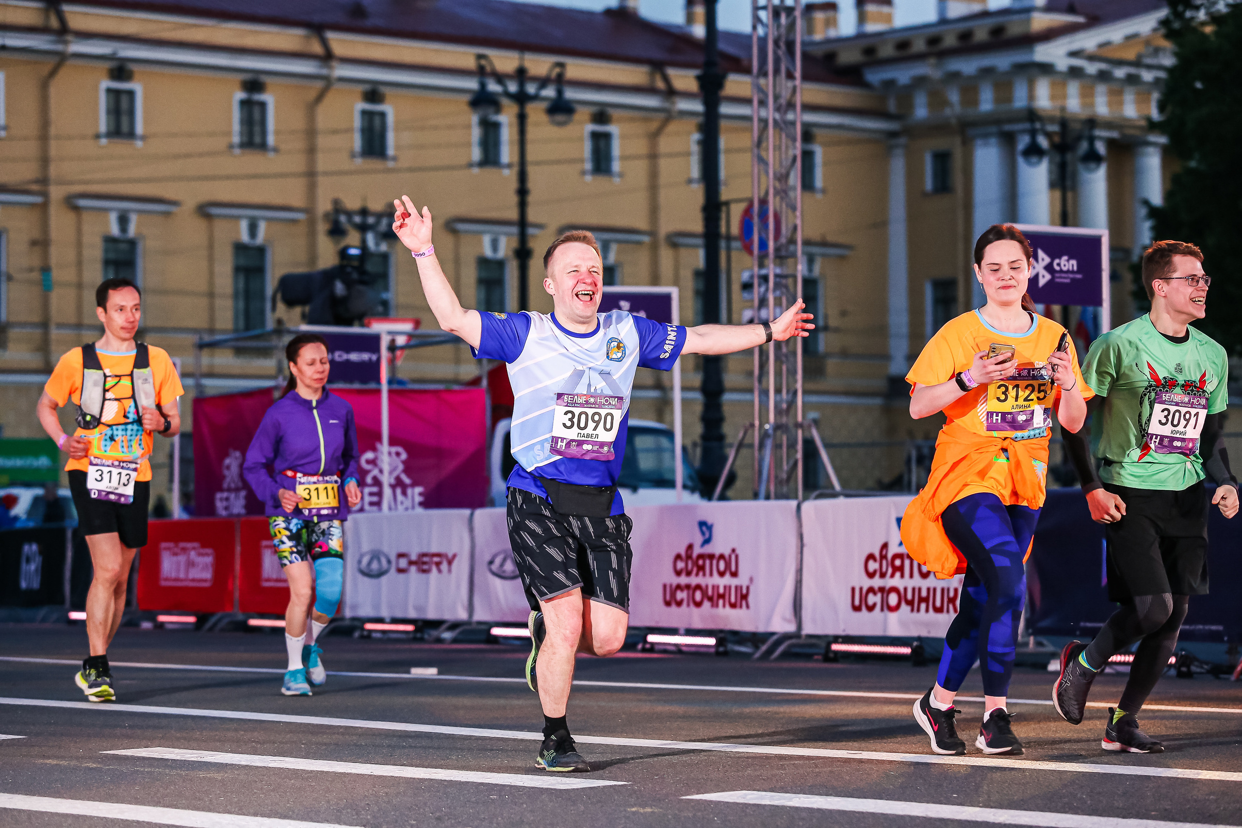 Марафон Белые Ночи 2023. Сергей Гусев — спортивная фотография, виртуальные туры, 3д панорамы