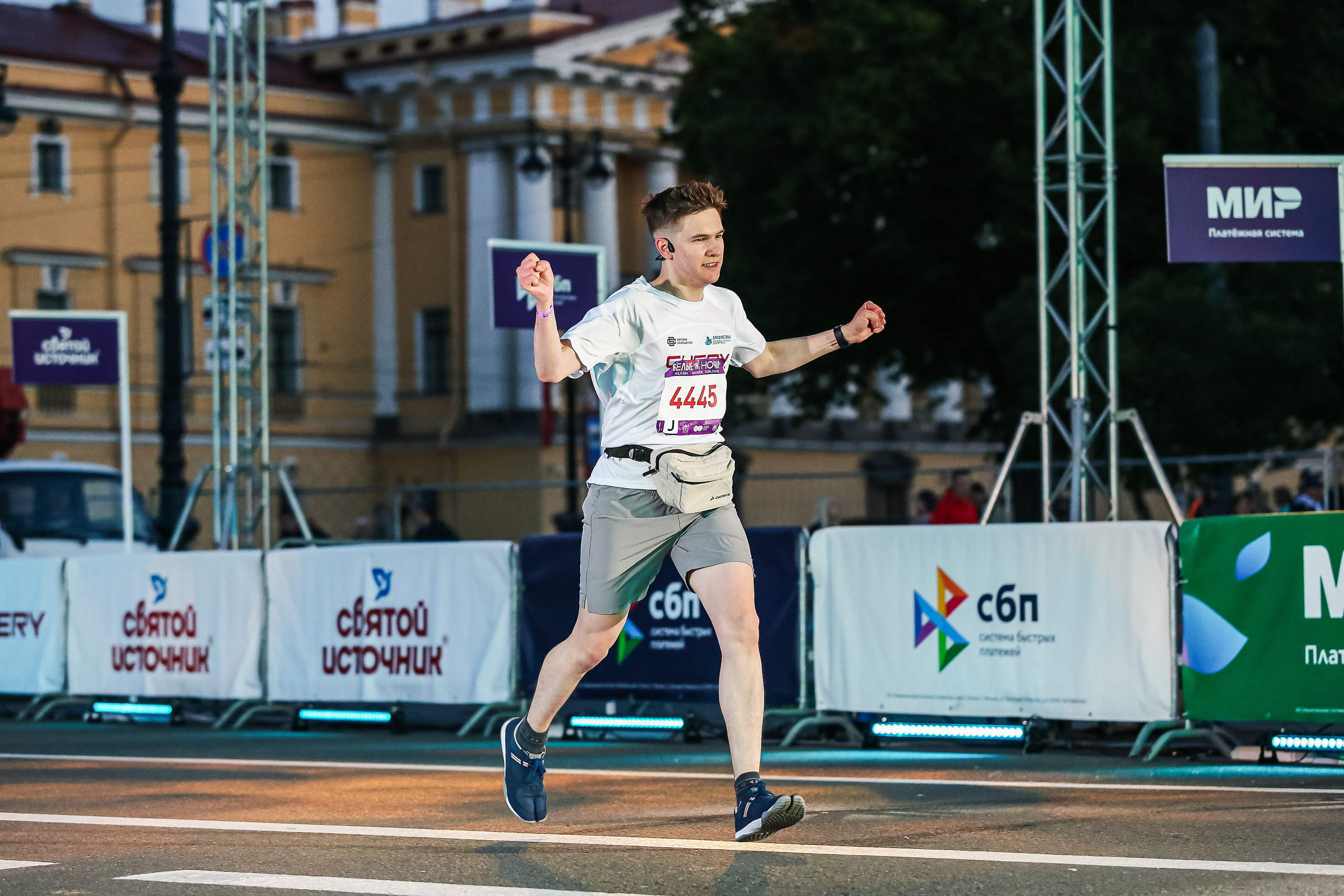 Марафон Белые Ночи 2023. Сергей Гусев — спортивная фотография, виртуальные туры, 3д панорамы