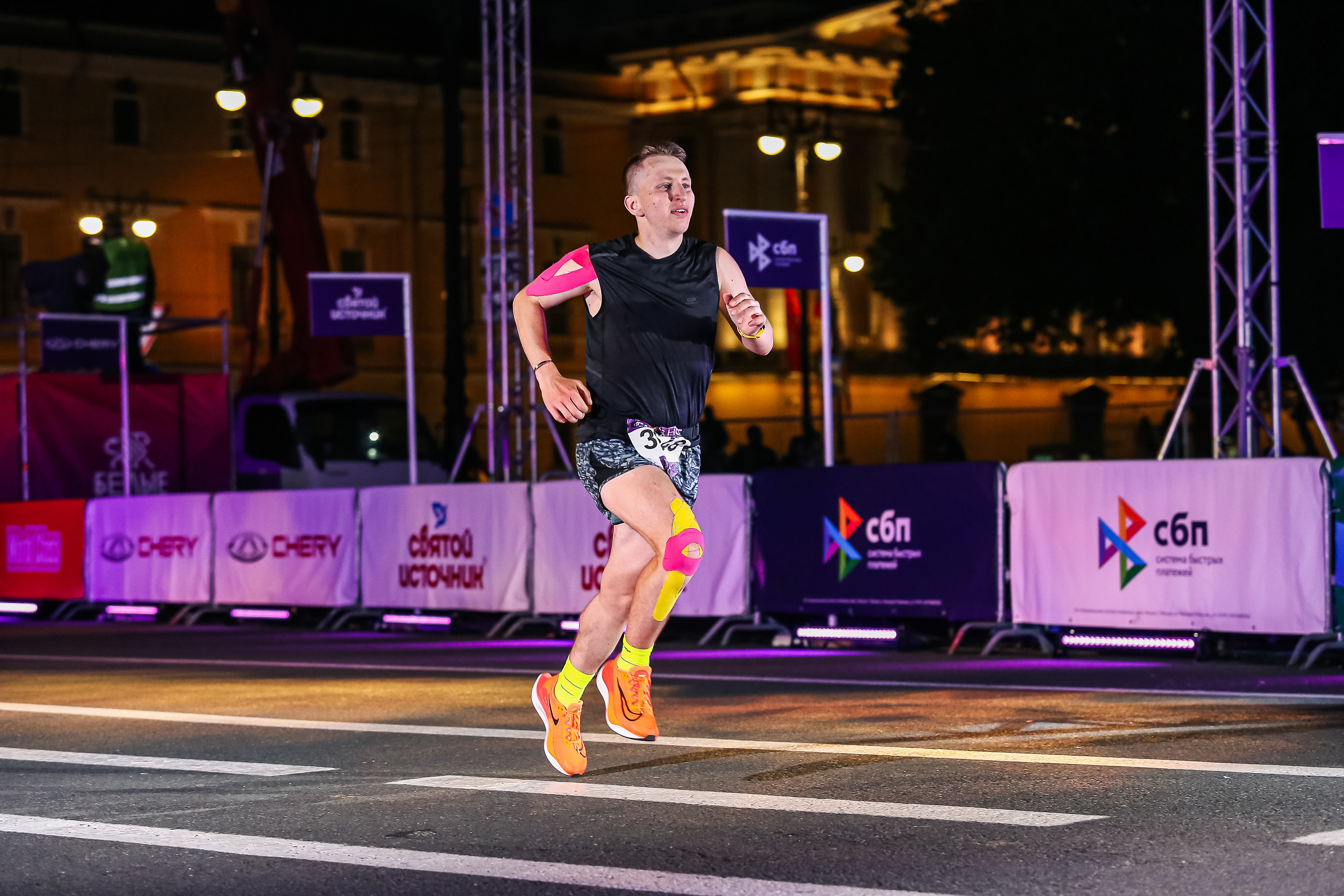 Марафон Белые Ночи 2023. Сергей Гусев — спортивная фотография, виртуальные туры, 3д панорамы