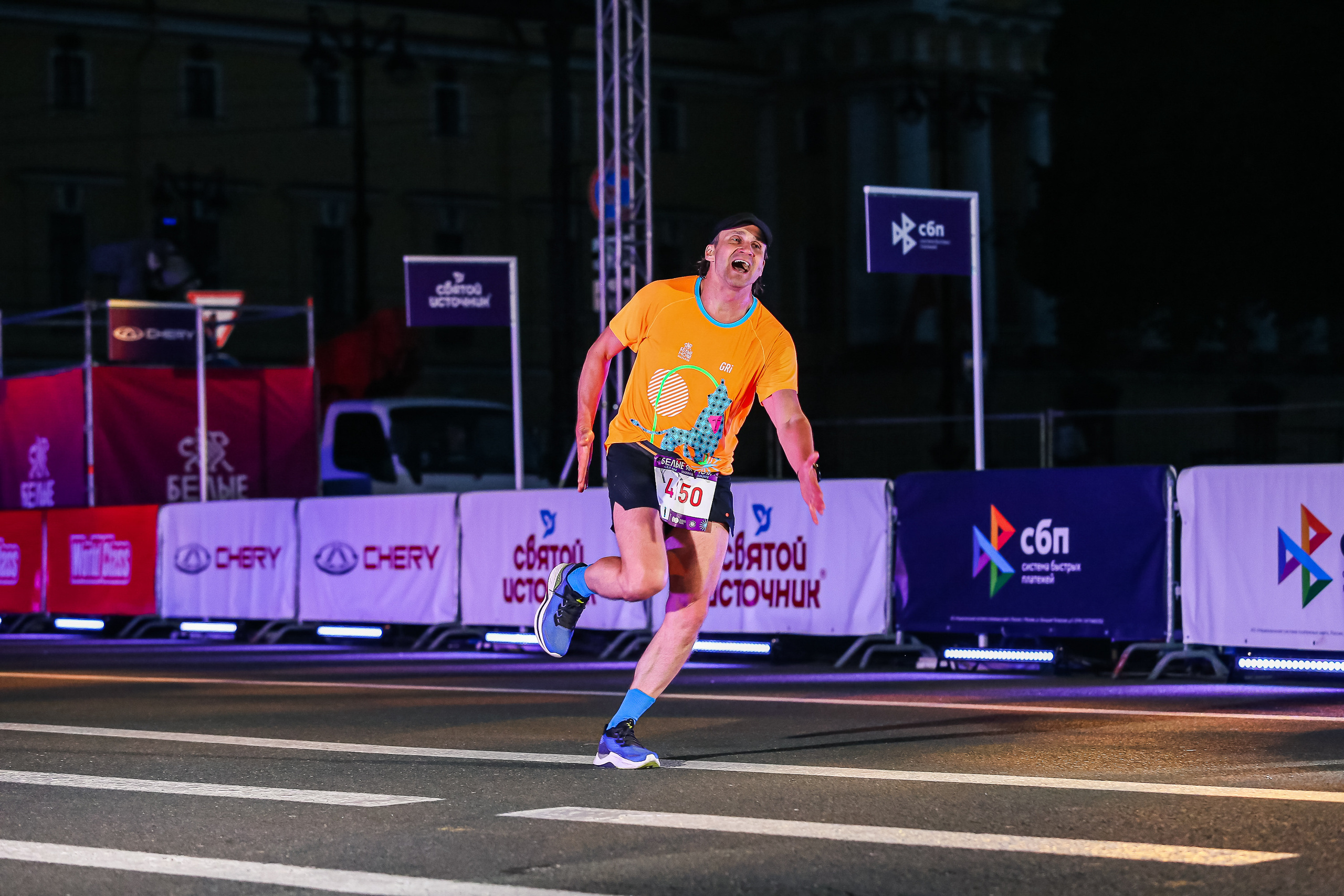 Марафон Белые Ночи 2023. Сергей Гусев — спортивная фотография, виртуальные туры, 3д панорамы