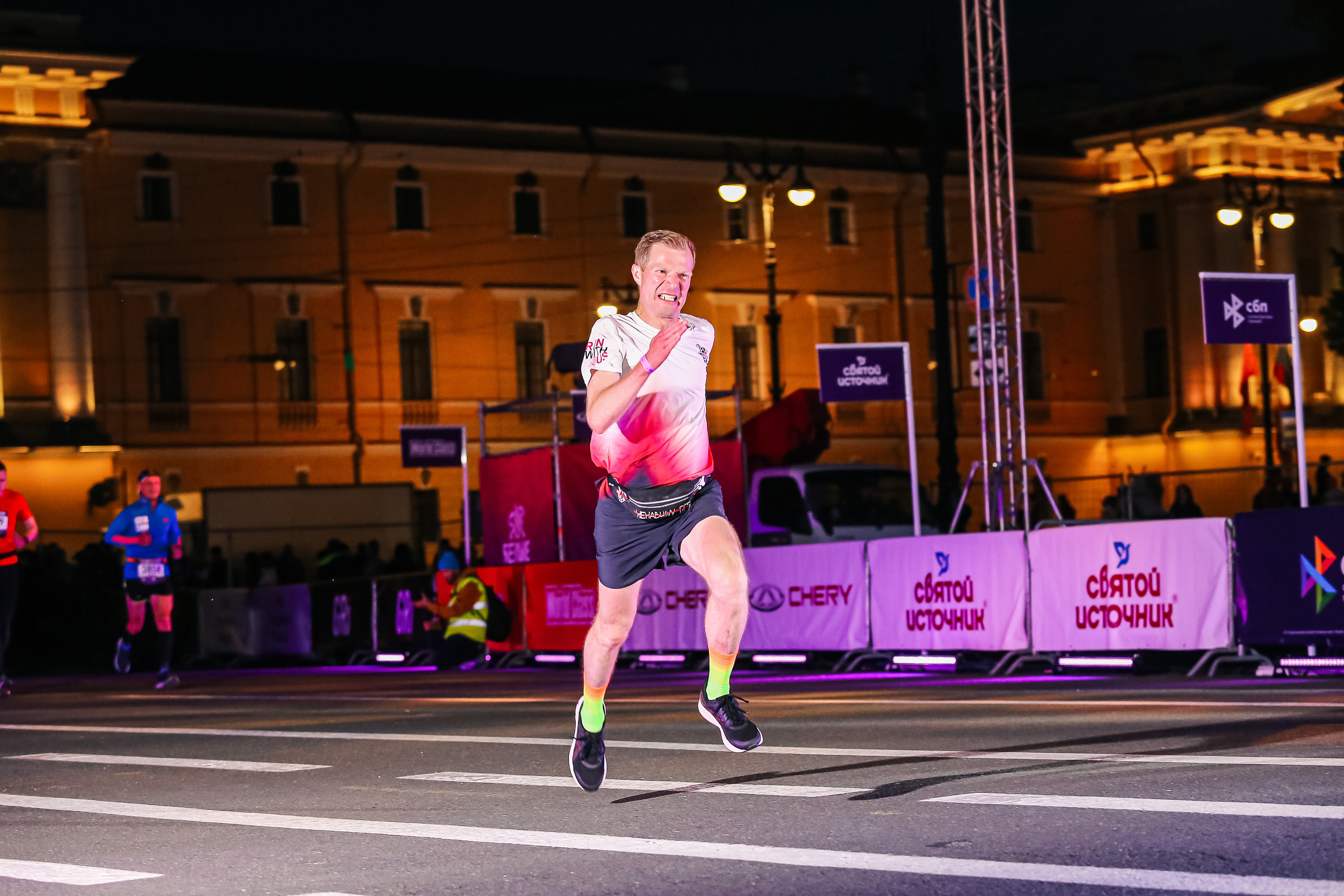 Марафон Белые Ночи 2023. Сергей Гусев — спортивная фотография, виртуальные туры, 3д панорамы