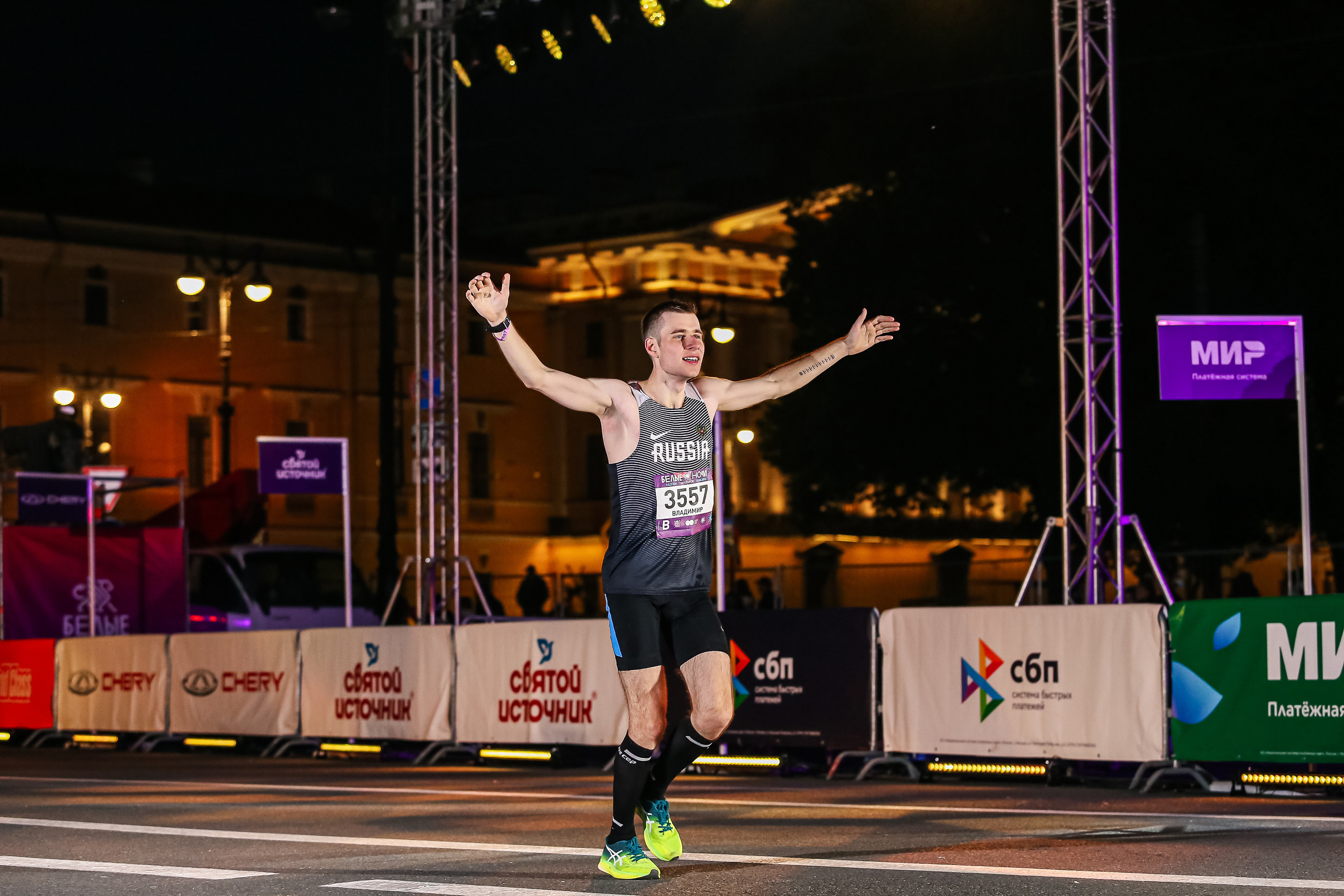 Марафон Белые Ночи 2023. Сергей Гусев — спортивная фотография, виртуальные туры, 3д панорамы