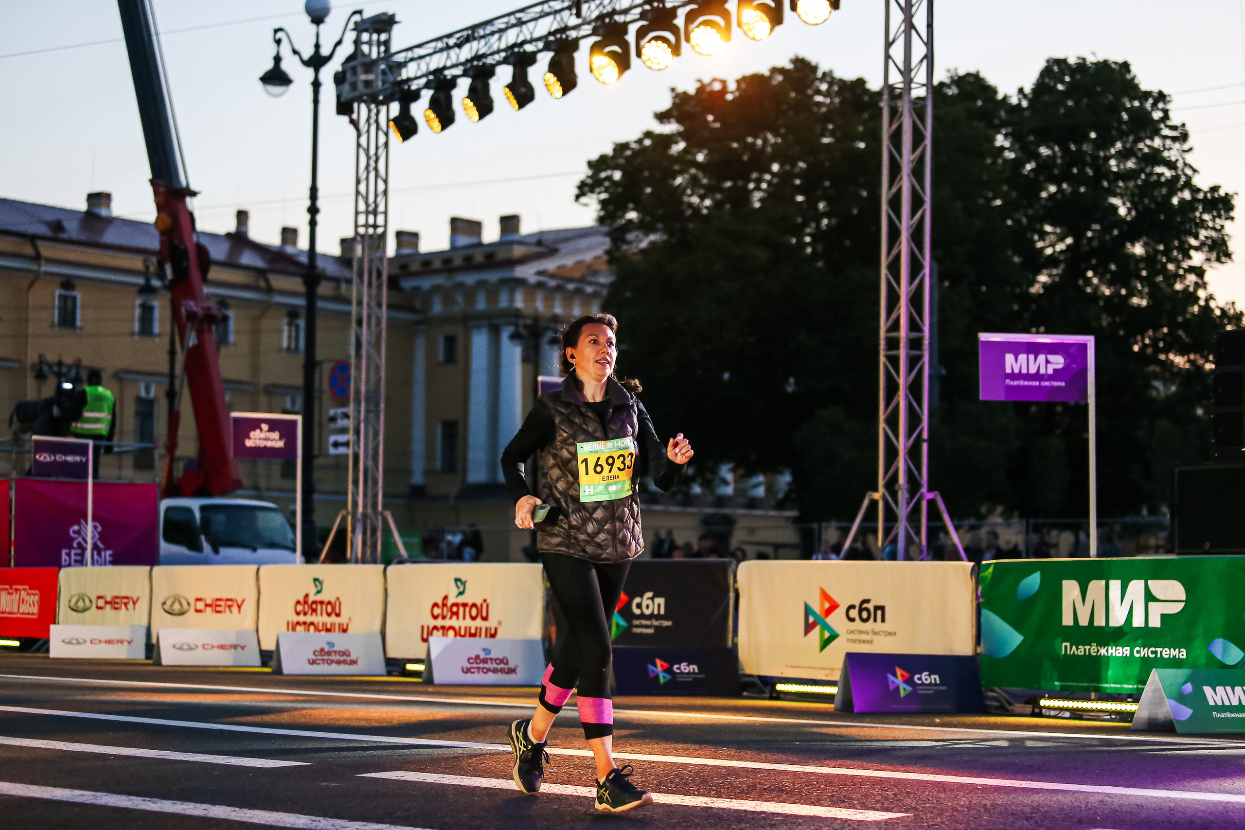 Марафон Белые Ночи 2023. Сергей Гусев — спортивная фотография, виртуальные туры, 3д панорамы