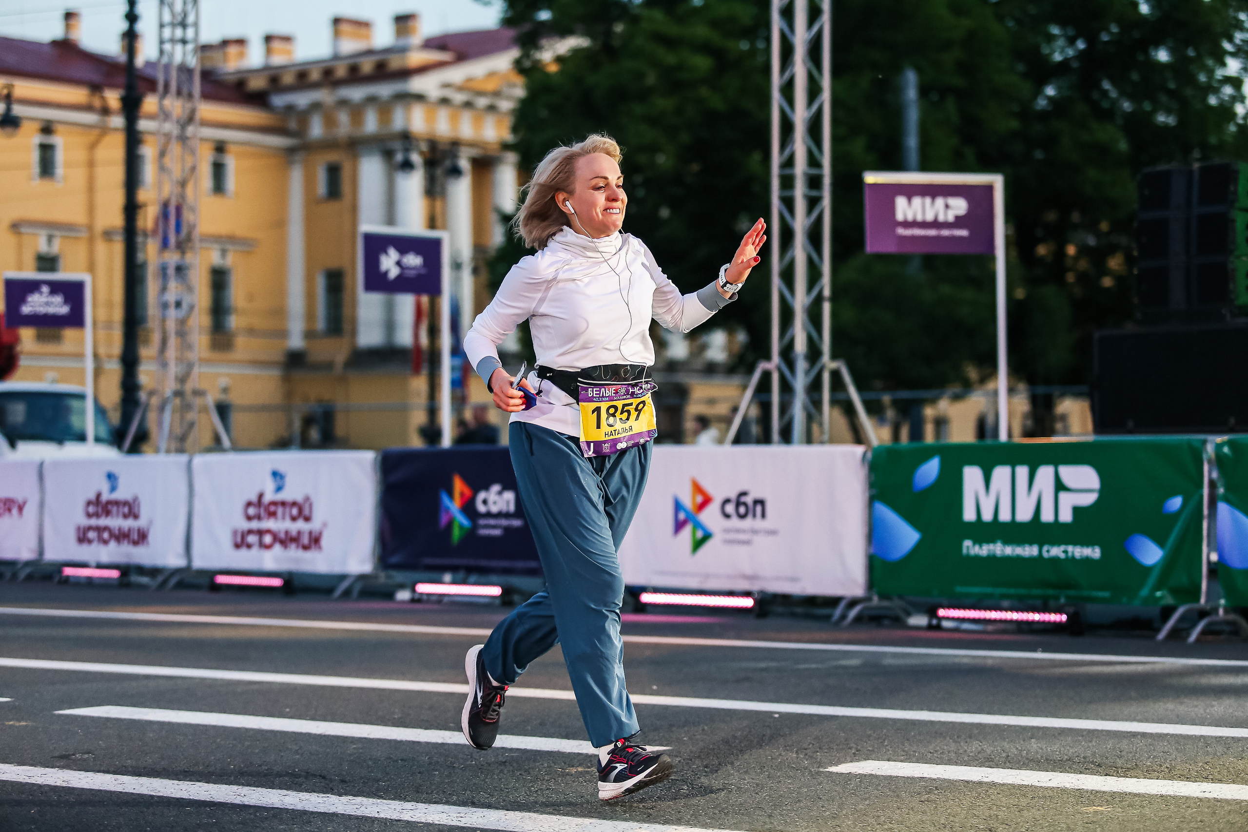 Марафон Белые Ночи 2023. Сергей Гусев — спортивная фотография, виртуальные туры, 3д панорамы