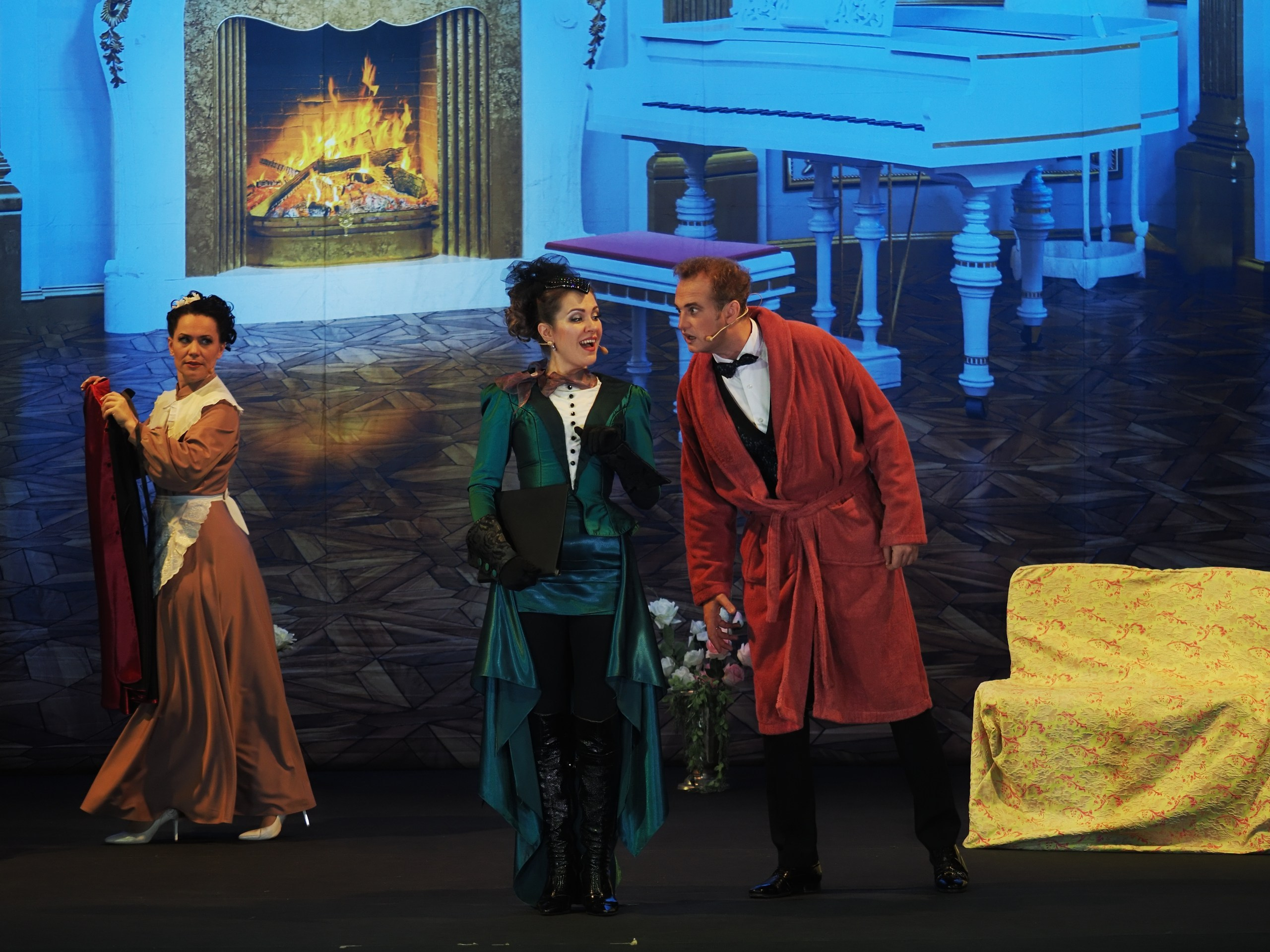 «БУФФ-ПАРАДИЗ» Летучая мышь (в Нск). Портретный и спортивный фотограф в Новосибирске и Твери Кононов Алексей