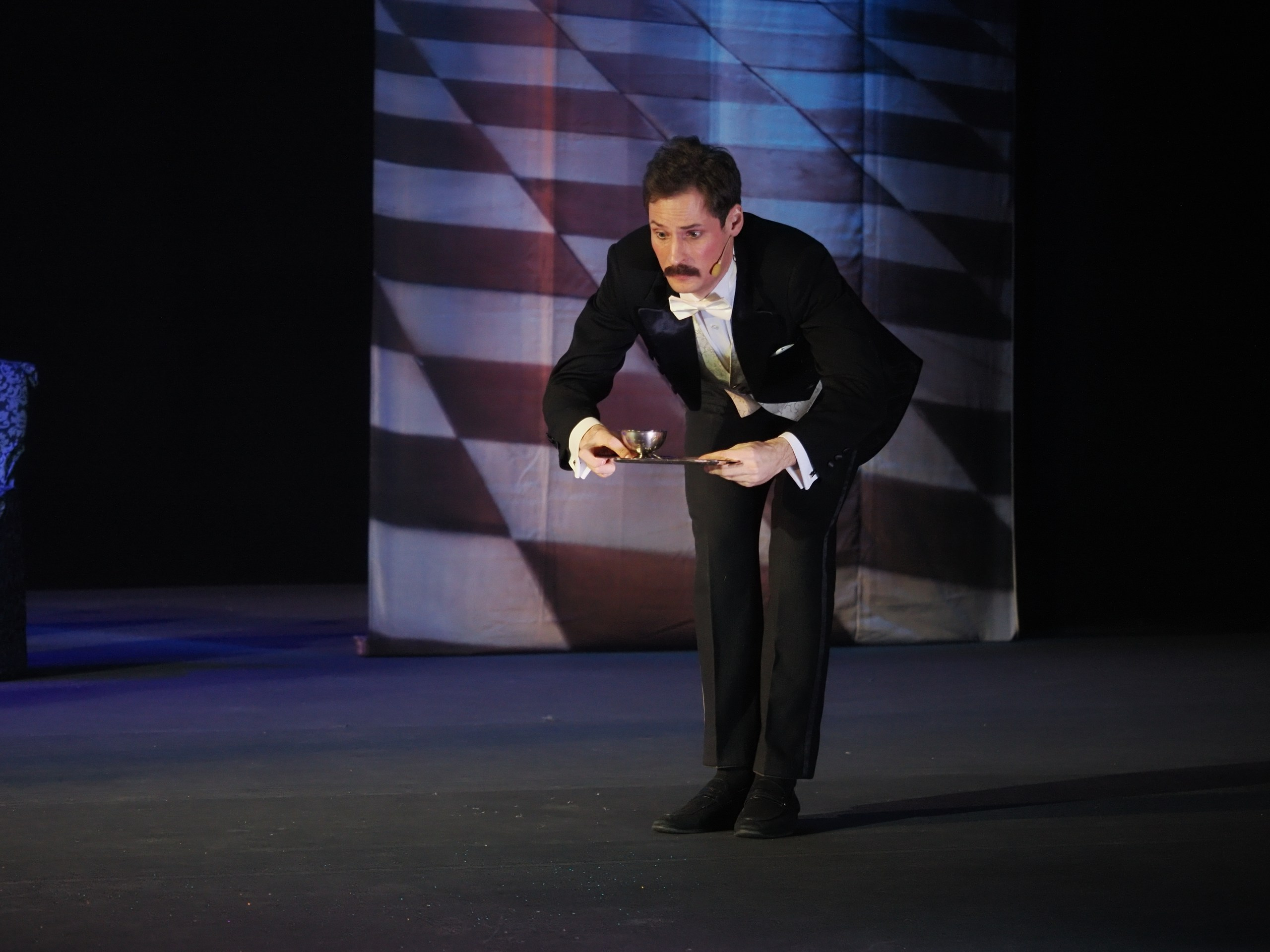 «БУФФ-ПАРАДИЗ» Летучая мышь (в Нск). Портретный и спортивный фотограф в Новосибирске и Твери Кононов Алексей