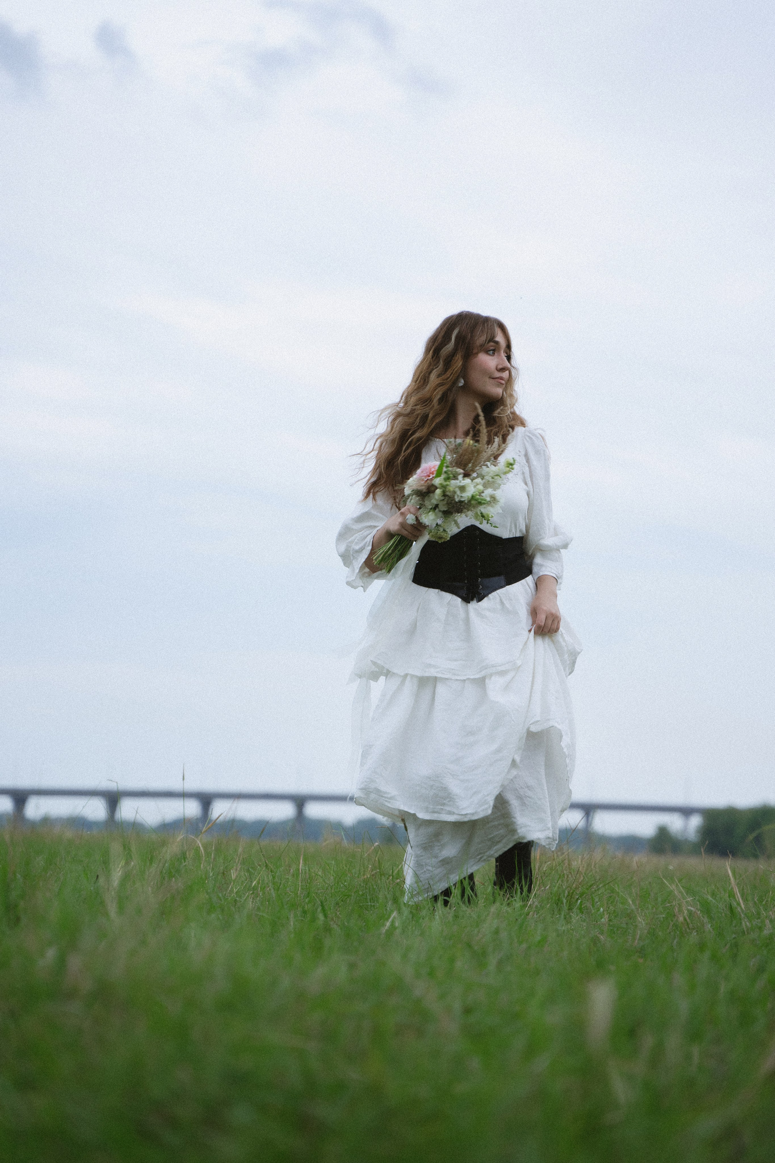 Фотосессия в поле для Александры. Фотограф Надежда Погребняк | Рязань | Москва