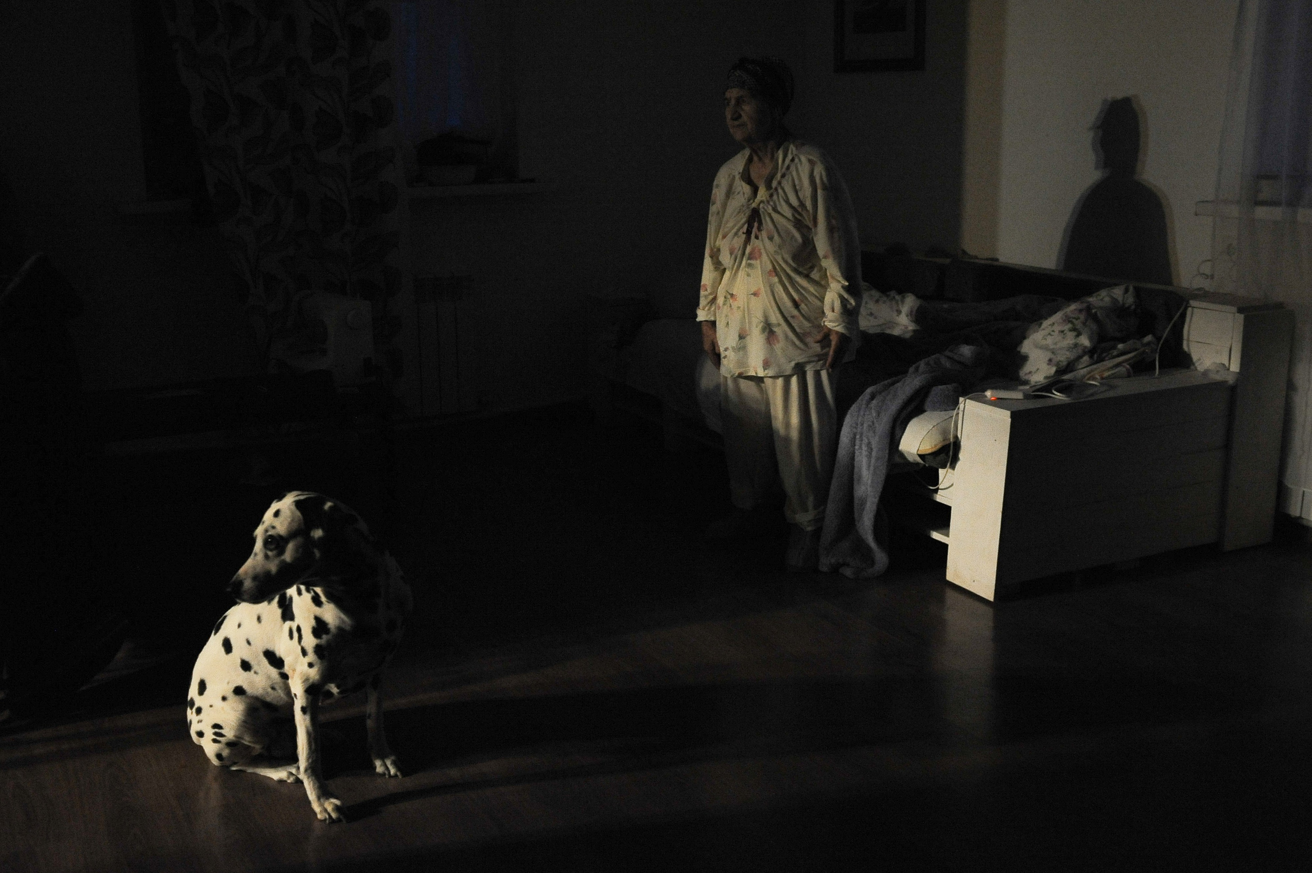 ПРОЕКТ: МОЯ БАБУШКА ХОЧЕТ УМЕРЕТЬ. Фотограф