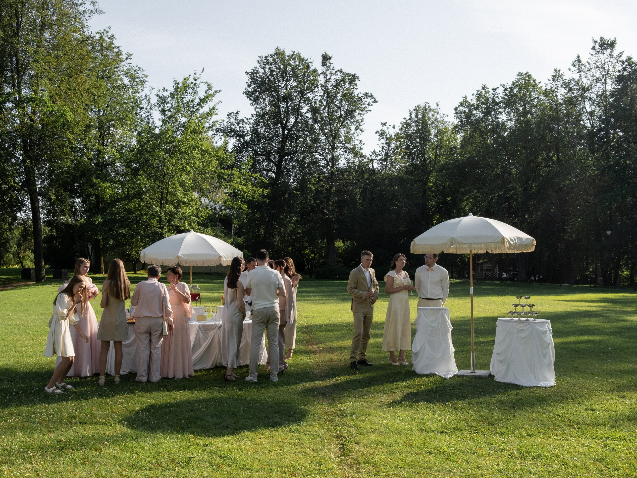 Счастливые часов не наблюдают. Свадебный и семейный фотограф в Санкт-Петербурге