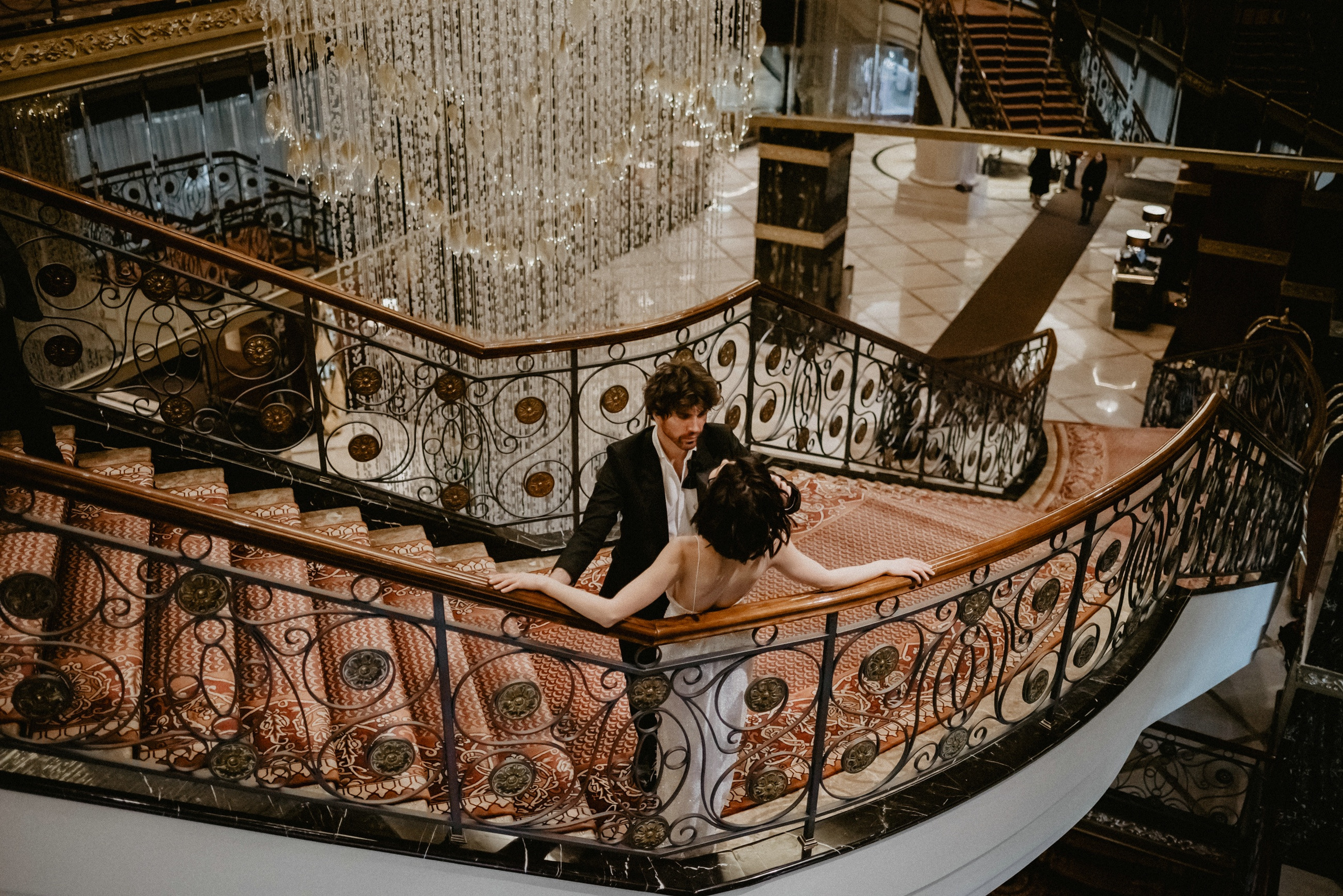 Стильная свадебная фотосессия в отеле Lotte Plaza. Свадебный и семейный фотограф в Москве Светлана Зоткина