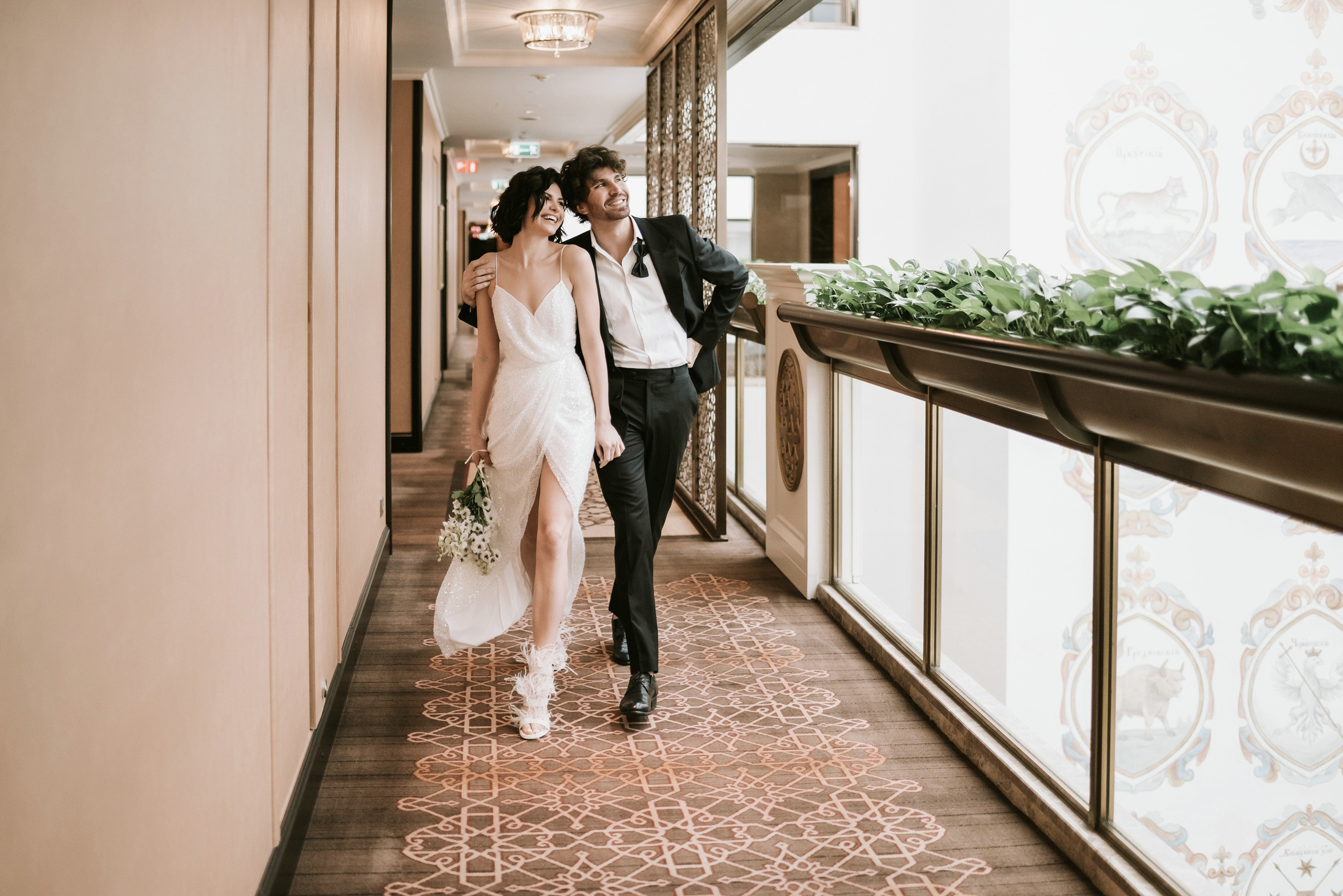 Стильная свадебная фотосессия в отеле Lotte Plaza. Свадебный и семейный фотограф в Москве Светлана Зоткина