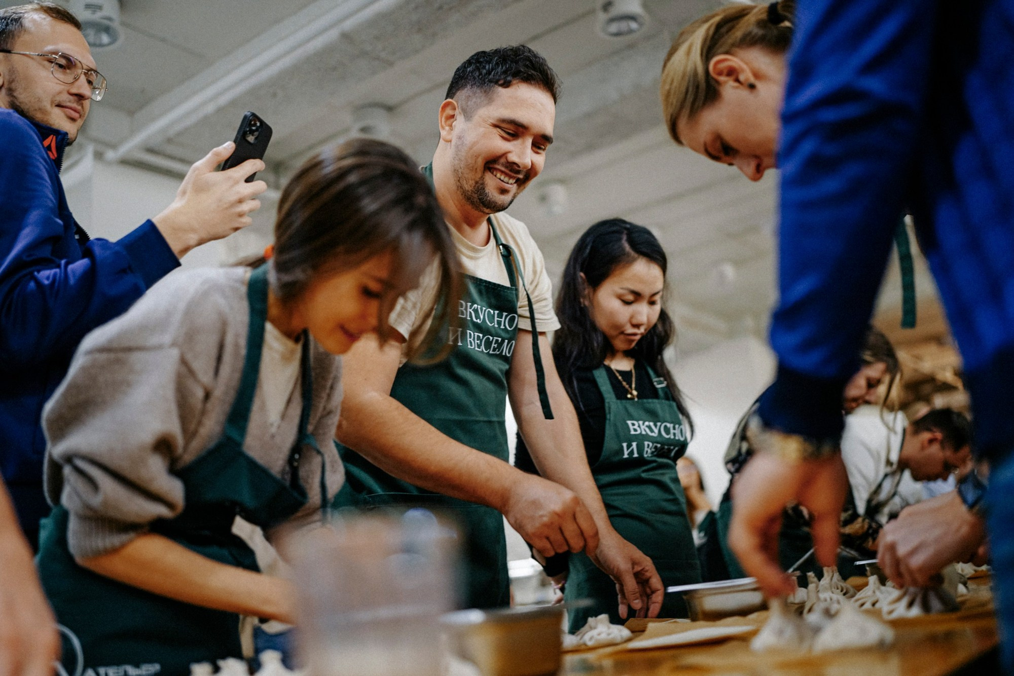 Практик | Грузинская вечеринка. #фотокаквкино | Фотографирую людей