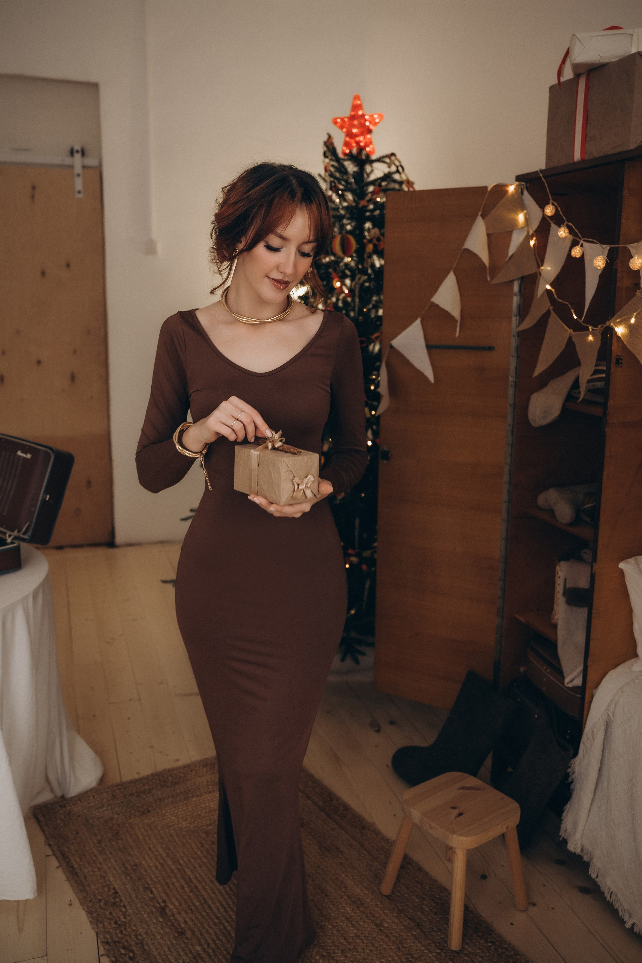 Диана, Фотосессия ко Дню Рождения в новогодней студии. Семейный фотограф в Белгороде Амелина Алина