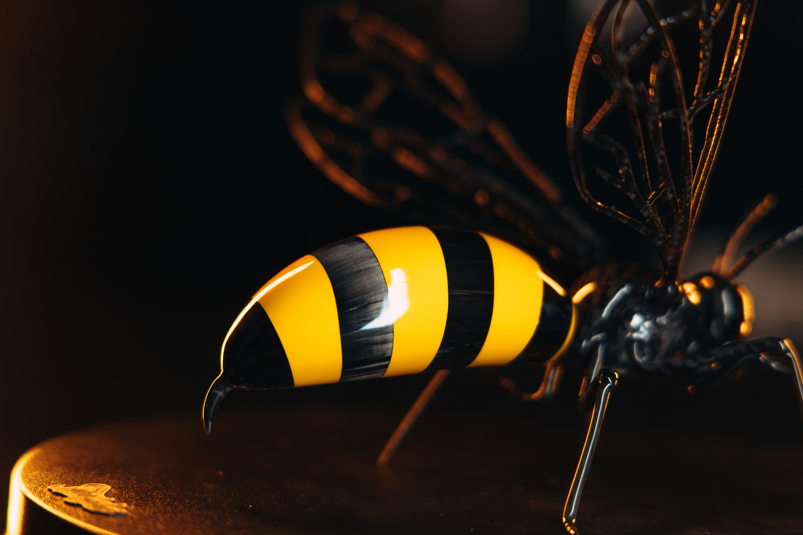 Оса из разных видов карбона, полностью ручная работа. DeLorein