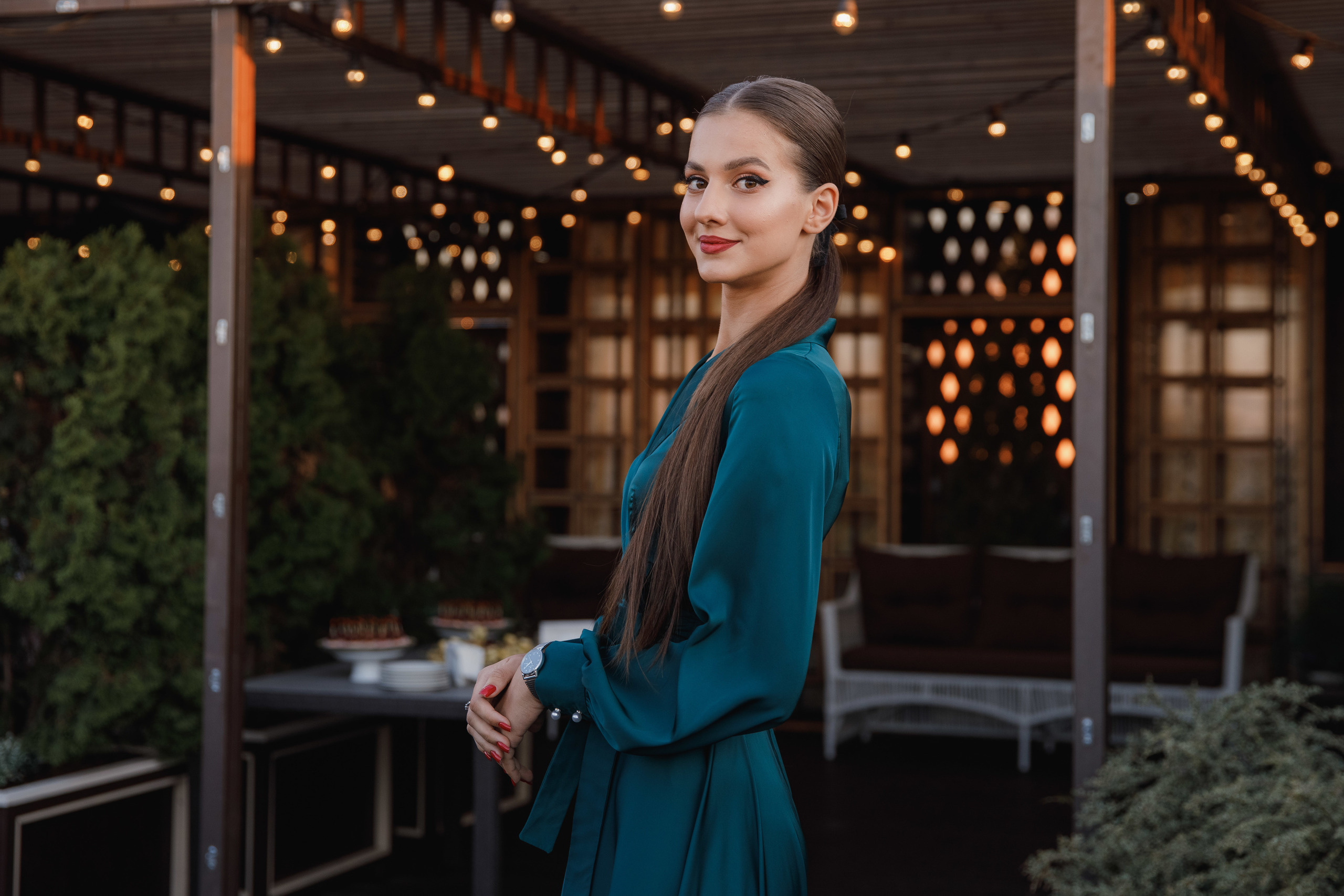 Выпускной. 36 школа. Ресторан Разговоры. Фотограф Андрей Баксов