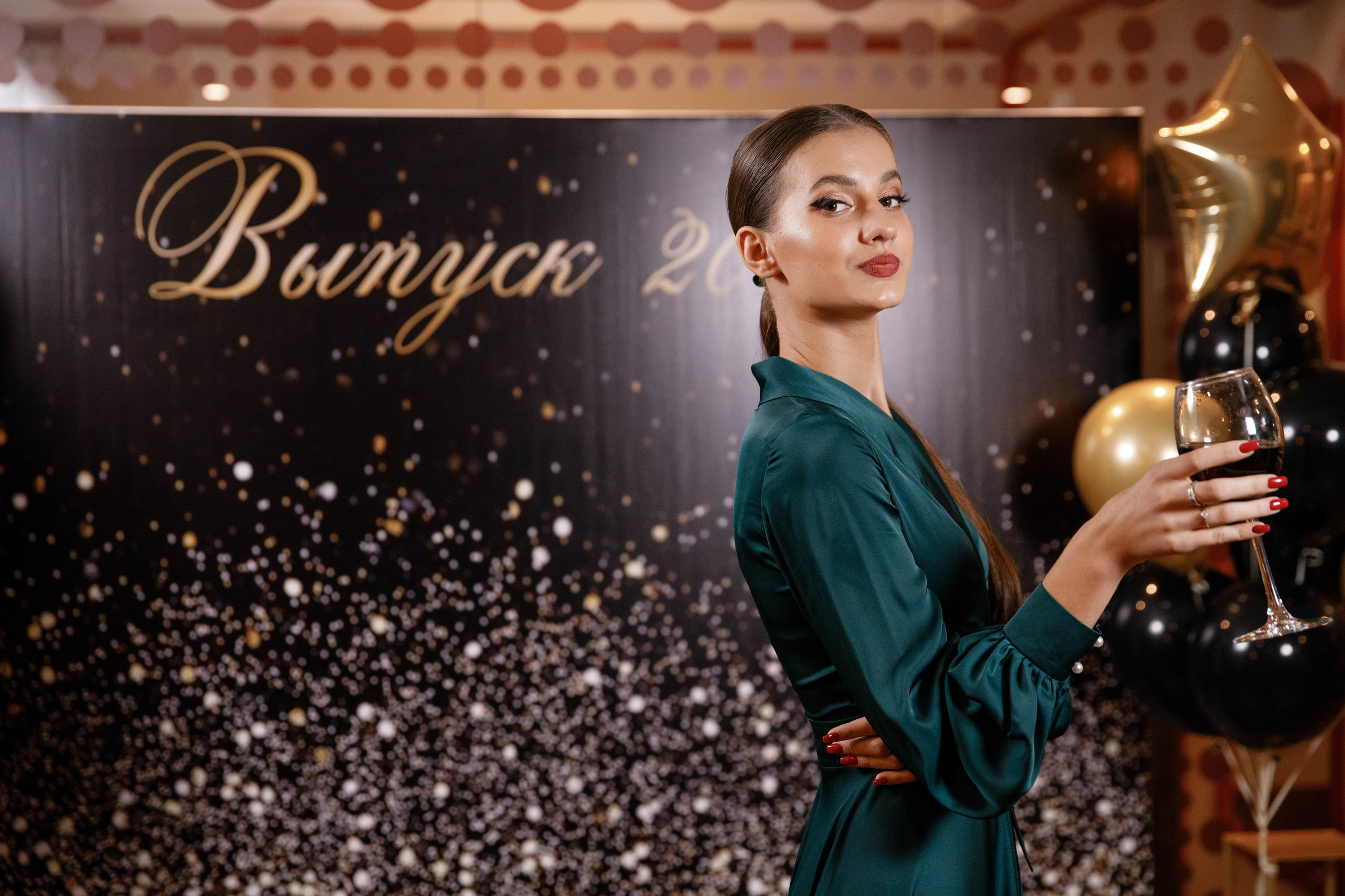 Выпускной. 36 школа. Ресторан Разговоры. Фотограф Андрей Баксов