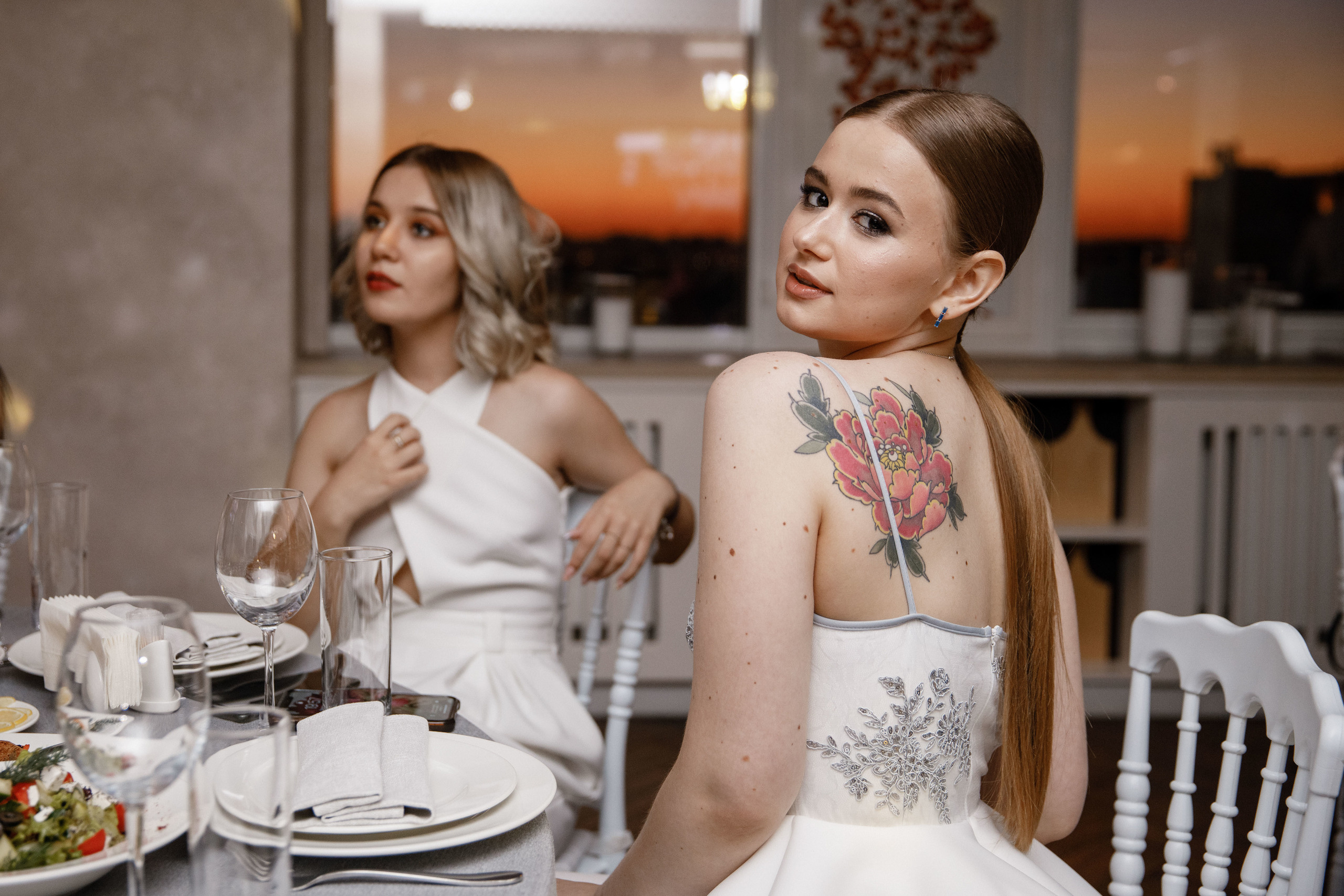 Выпускной. 36 школа. Ресторан Разговоры. Фотограф Андрей Баксов