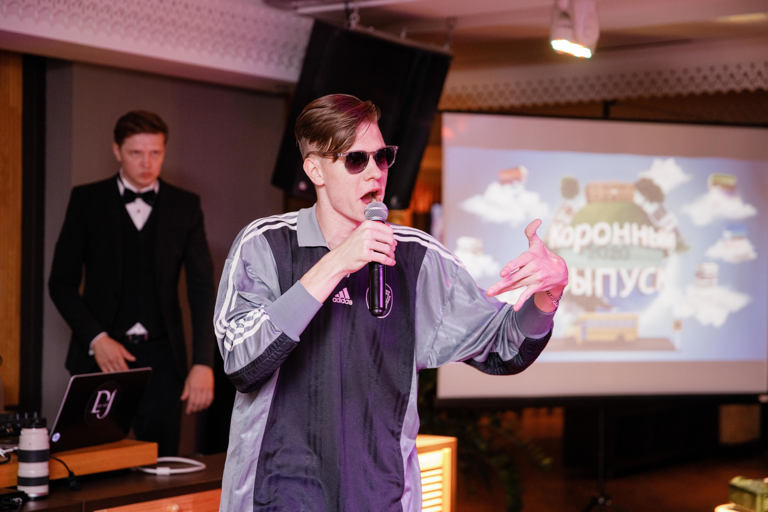 Выпускной. 36 школа. Ресторан Разговоры. Фотограф Андрей Баксов