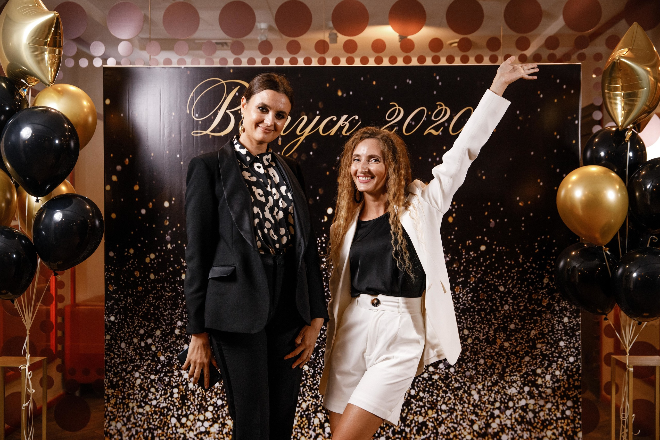 Выпускной. 36 школа. Ресторан Разговоры. Фотограф Андрей Баксов