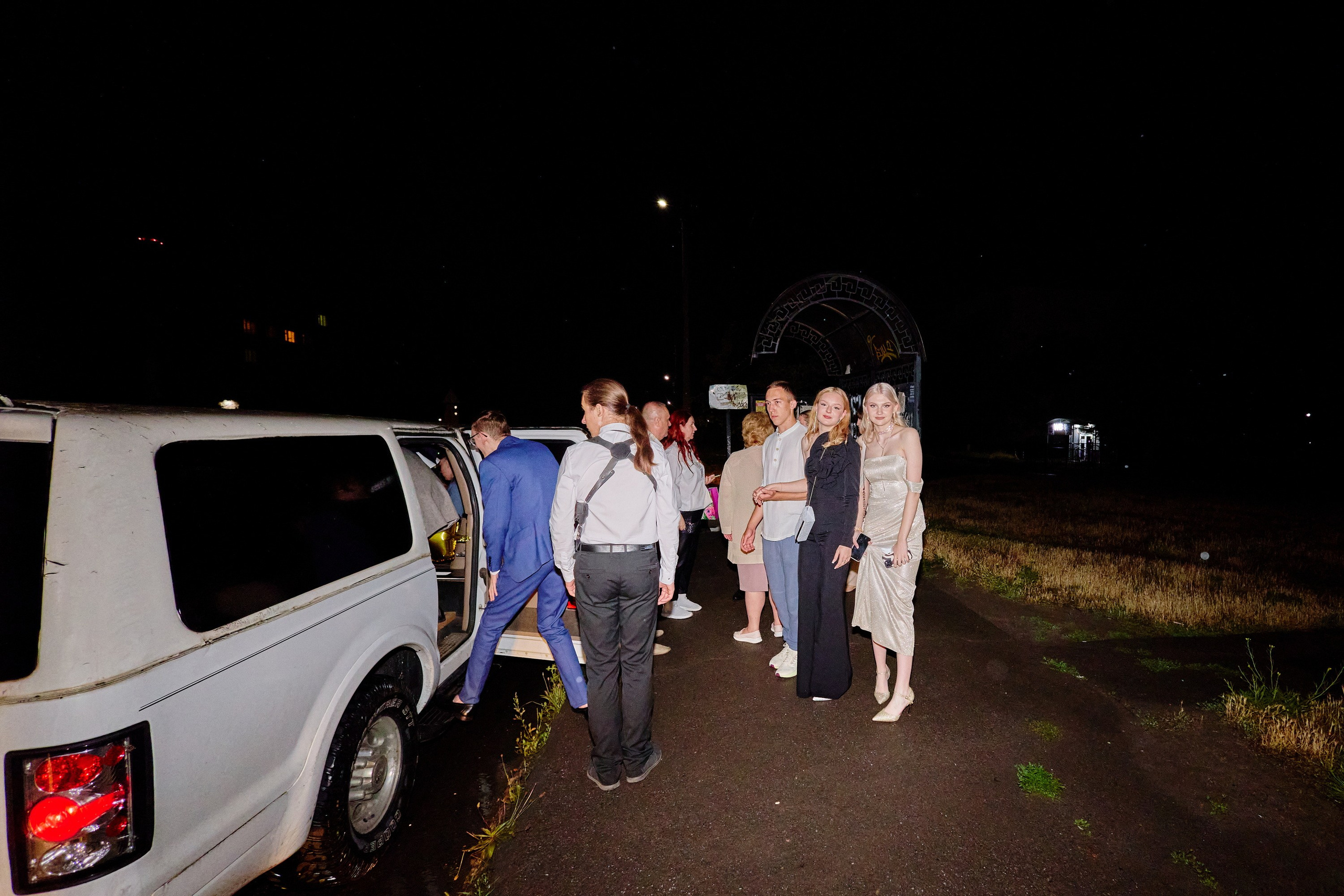 Выпускной 35 Сош. Фотограф Выпускные альбомы Таганрог Сергей Коробченко