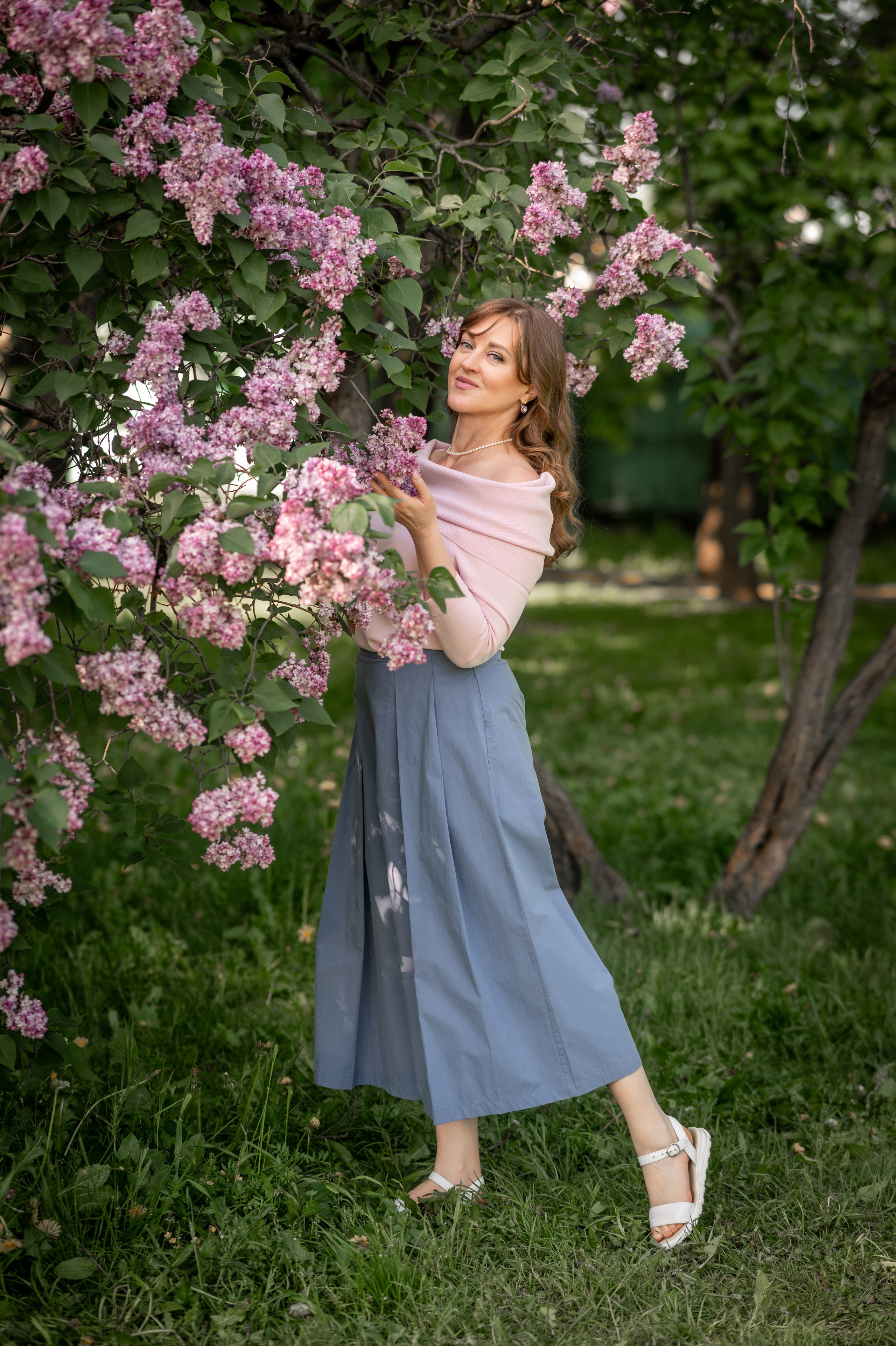 Марина в Сиреневом саду