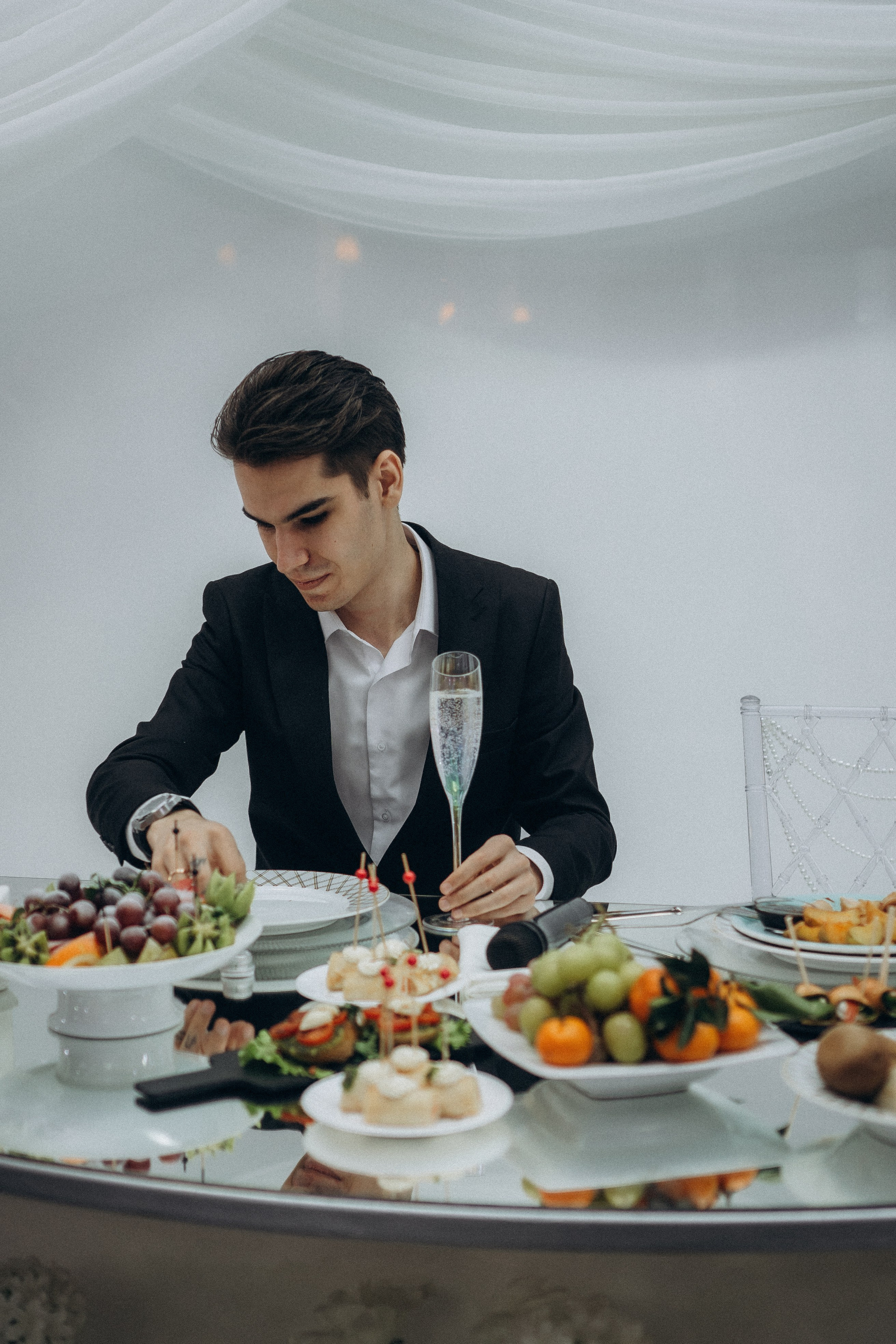 ТАНЕЦ С ПАПОЙ СВАДЕБНМ БАНКЕТЕ (СНЯТО В СИБИРЕ В НИЖНЕВАРТОВСКЕ). Профессиональный фотограф, Санкт-Петербург — Виктория Богомолова