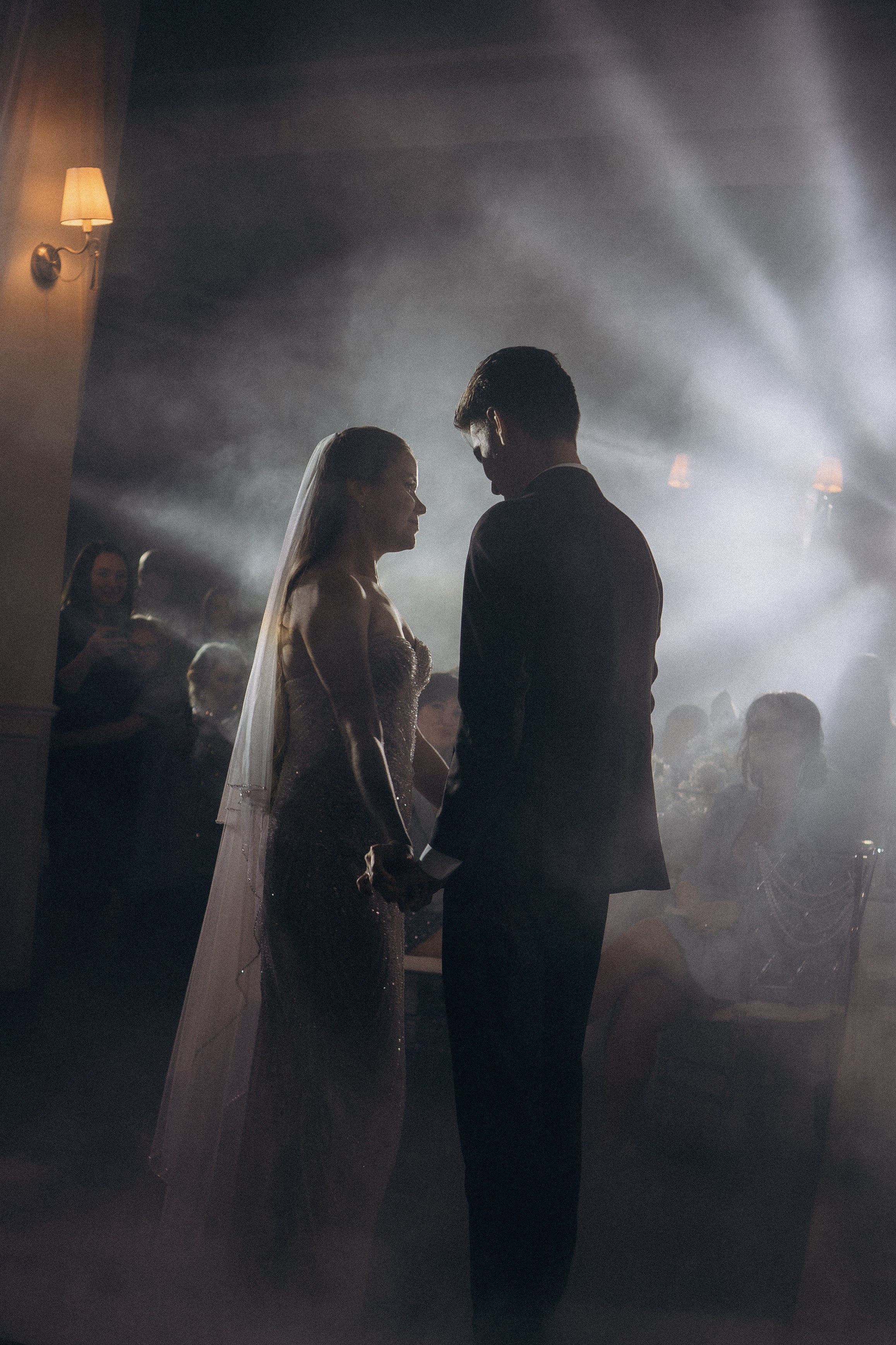 СВАДЕБНАЯ СЬЕМКА СБОРОВ В ОТЕЛЕ И ВЫЕЗД НА ЦЕРЕМОНИЮ (СНЯТО В СИБИРЕ В НИЖНЕВАРТОВСКЕ). Профессиональный фотограф, Санкт-Петербург — Виктория Богомолова