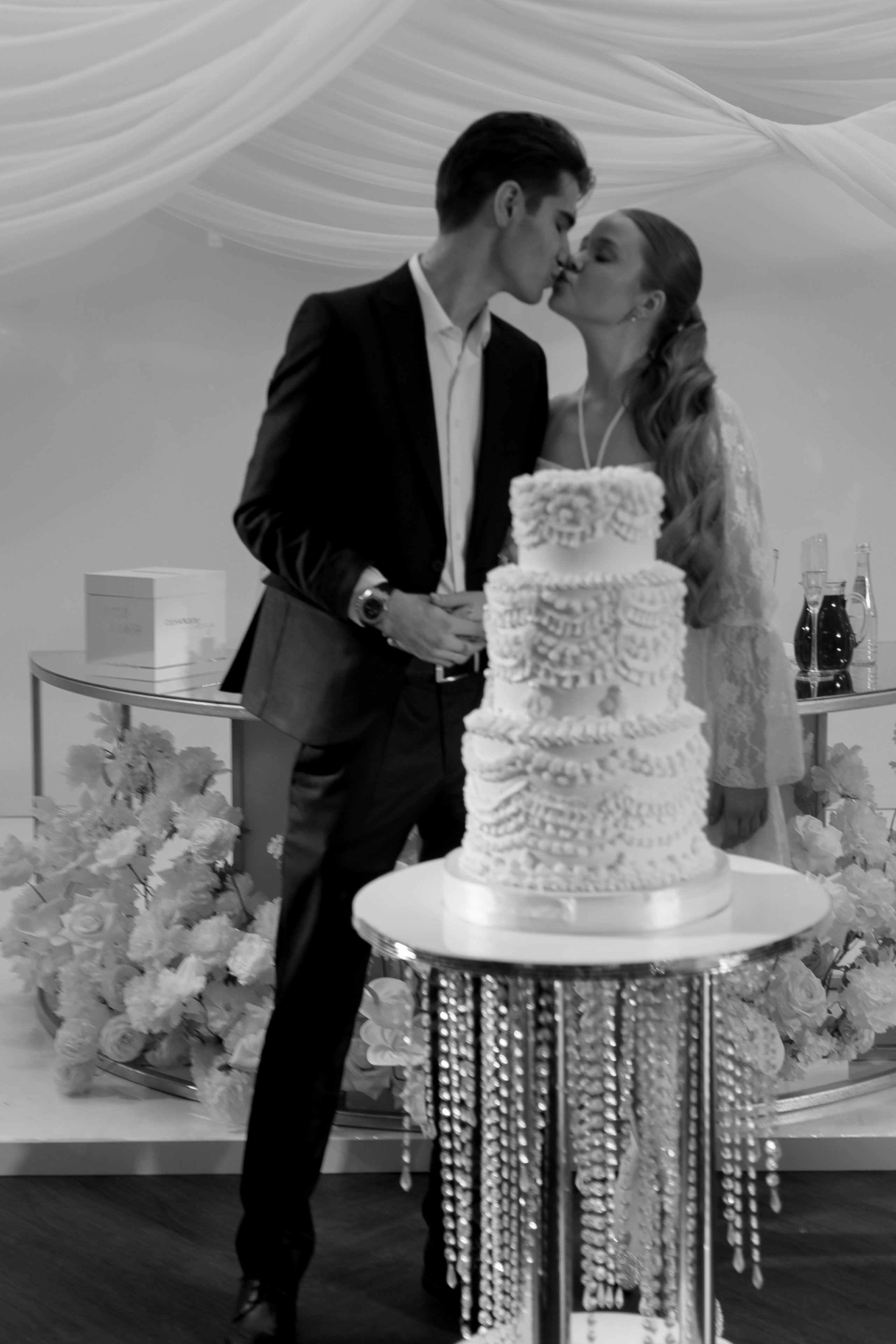 СВАДЕБНЫЙ ТОРТ. ФОТОСЕСИИЯ БАНКЕТА (СНЯТО В СИБИРЕ В НИЖНЕВАРТОВСКЕ). Профессиональный фотограф, Санкт-Петербург — Виктория Богомолова