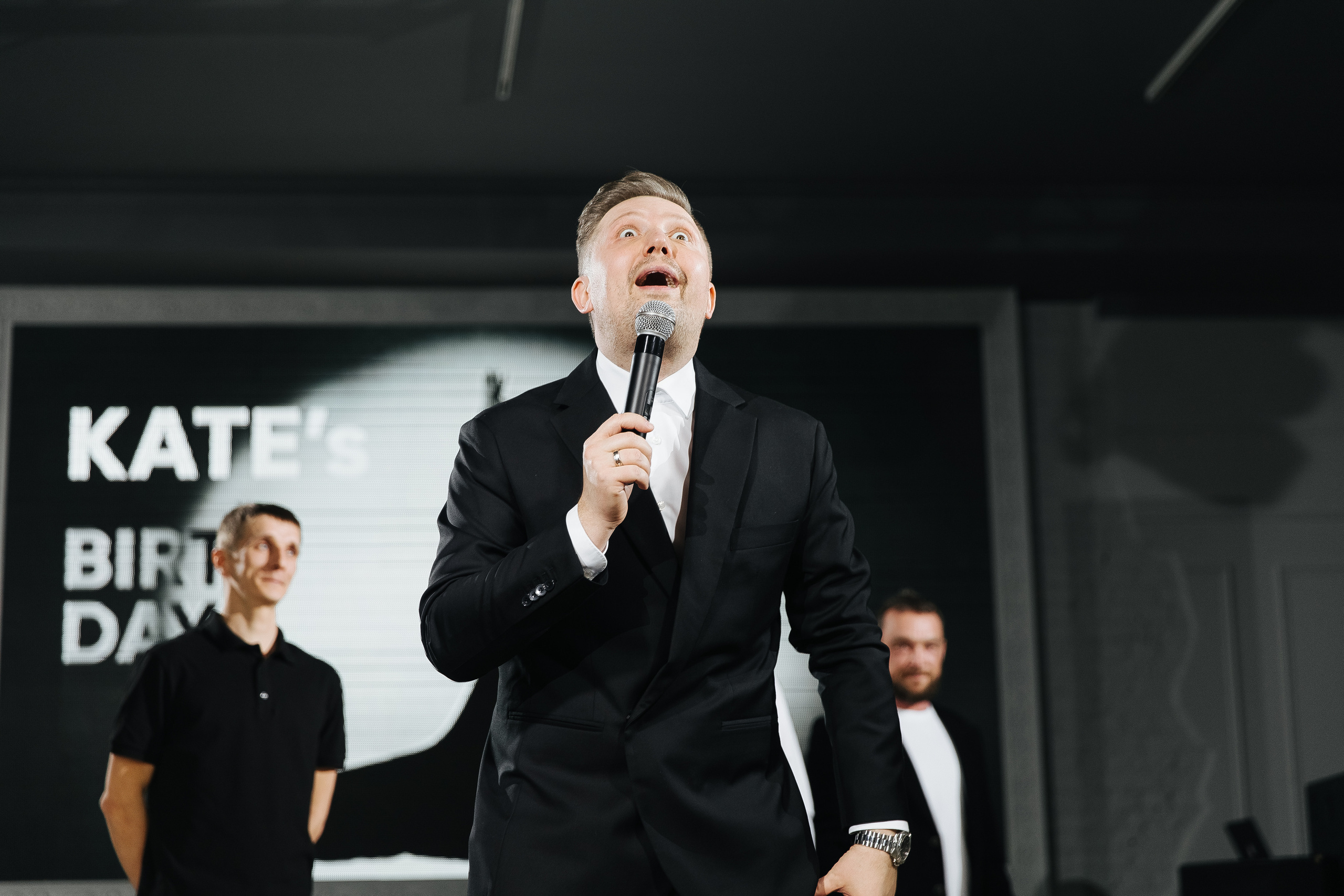 Репортаж ДР в Пассаже. Фотограф в Красноярске Надежда Воскресенская