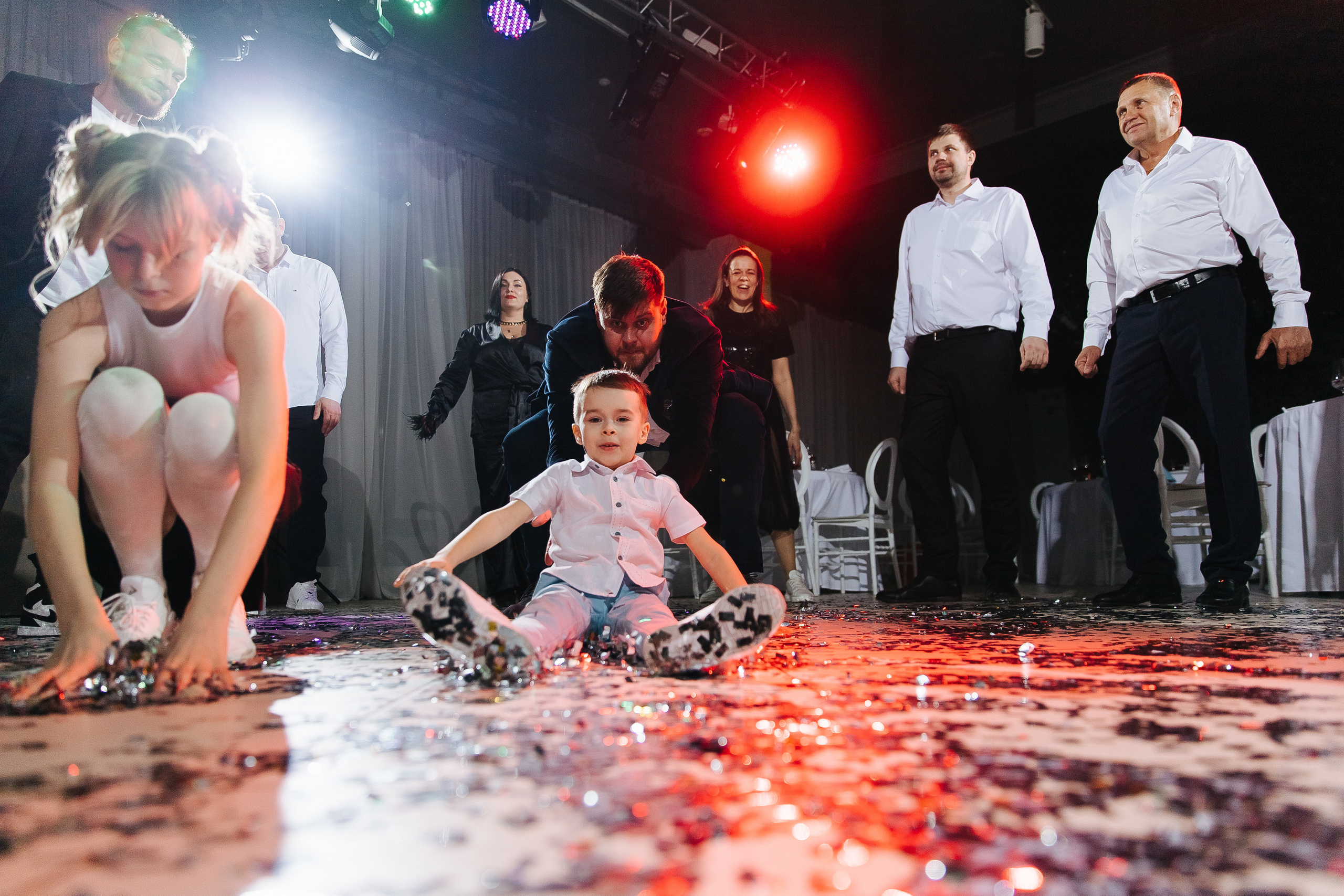 Репортаж ДР в Пассаже. Фотограф в Красноярске Надежда Воскресенская