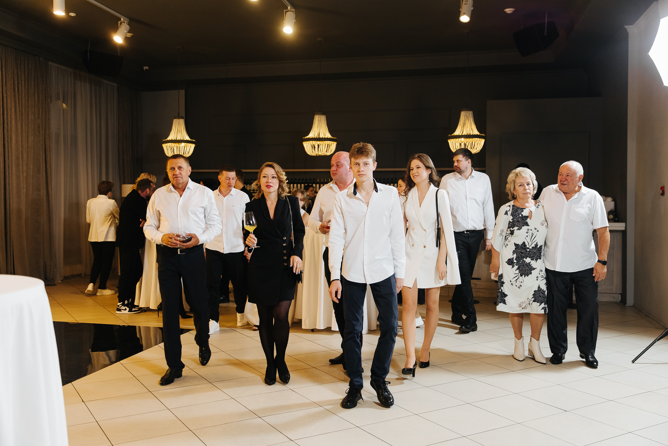 Репортаж ДР в Пассаже. Фотограф в Красноярске Надежда Воскресенская