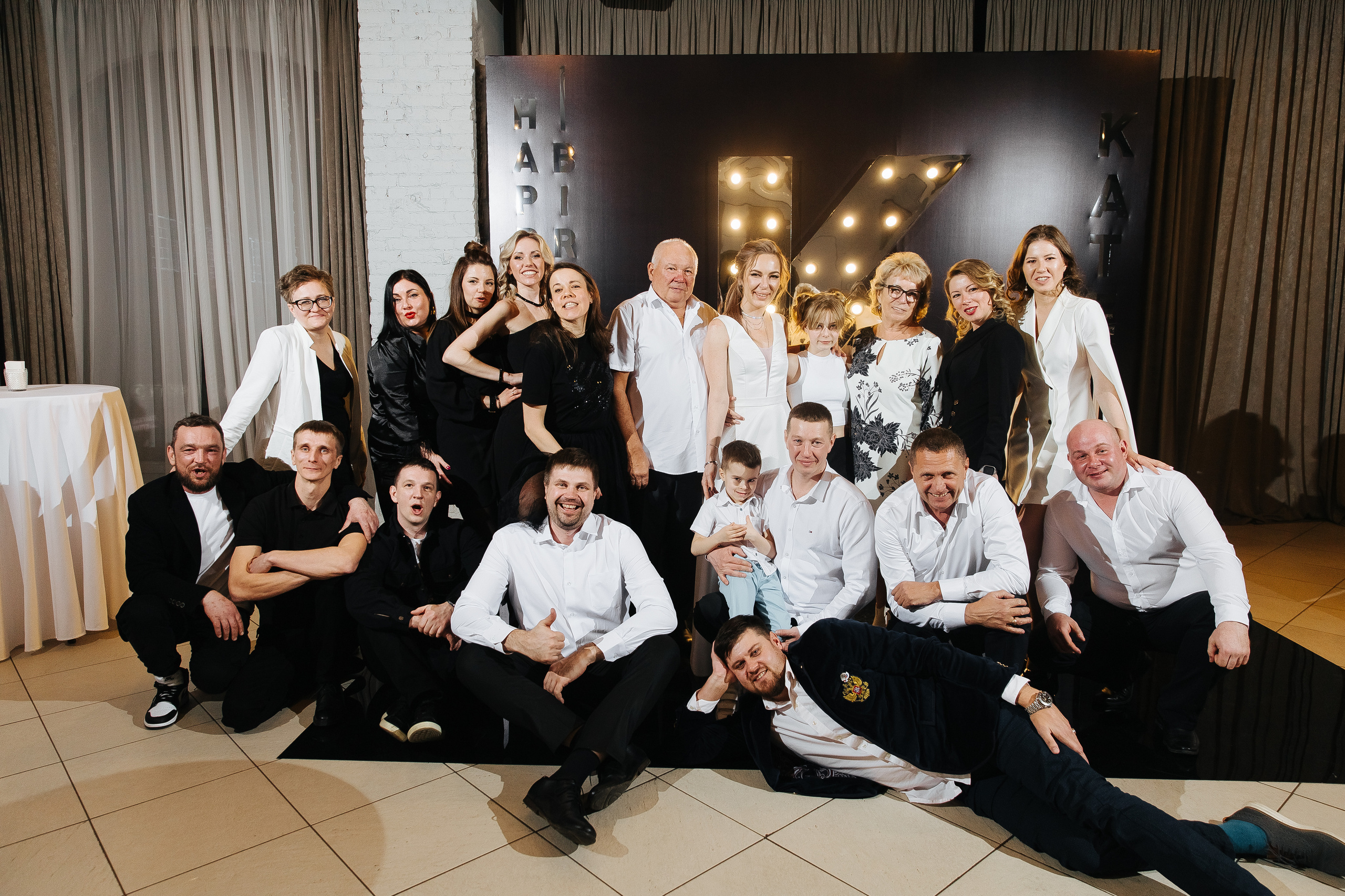 Репортаж ДР в Пассаже. Фотограф в Красноярске Надежда Воскресенская