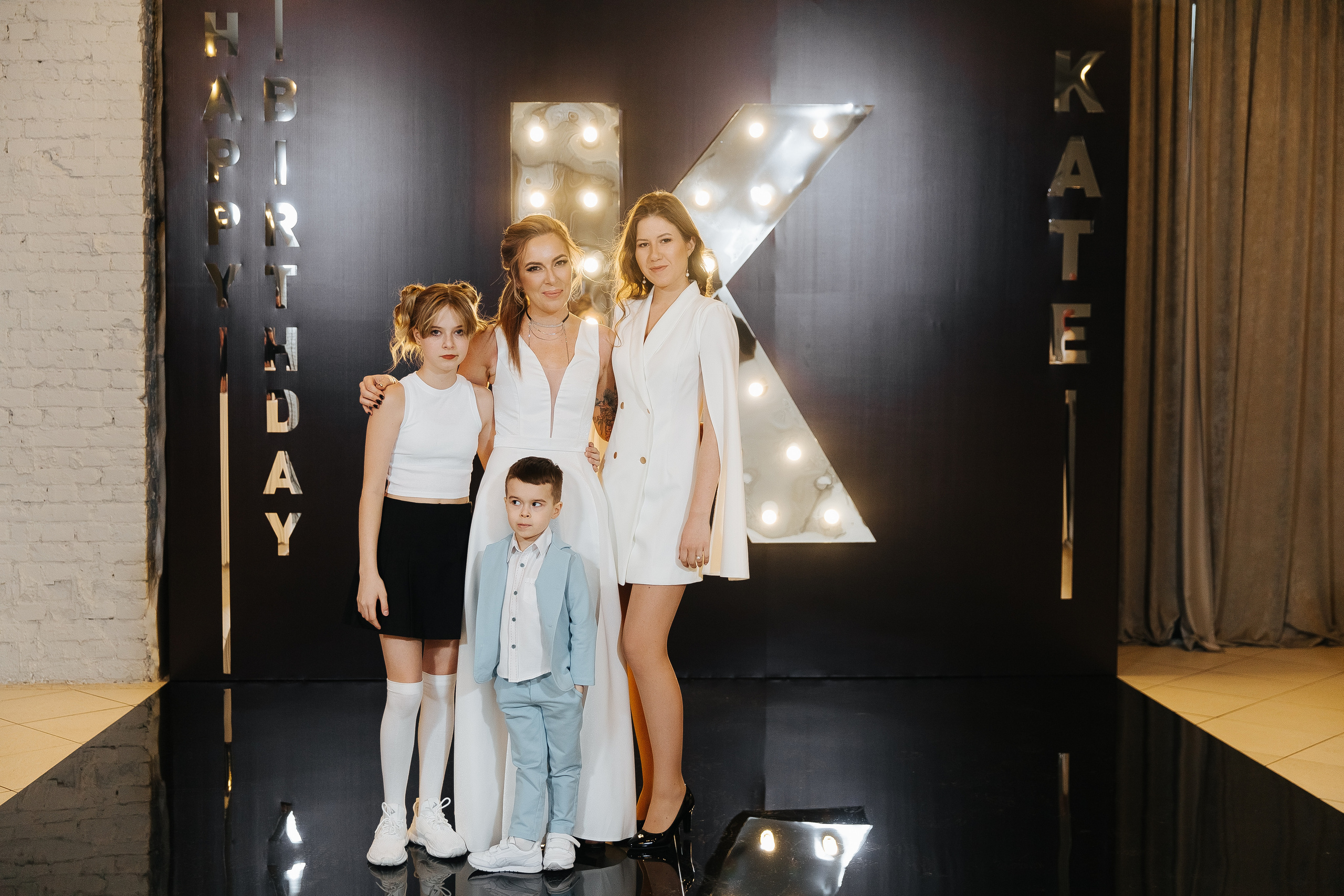 Репортаж ДР в Пассаже. Фотограф в Красноярске Надежда Воскресенская