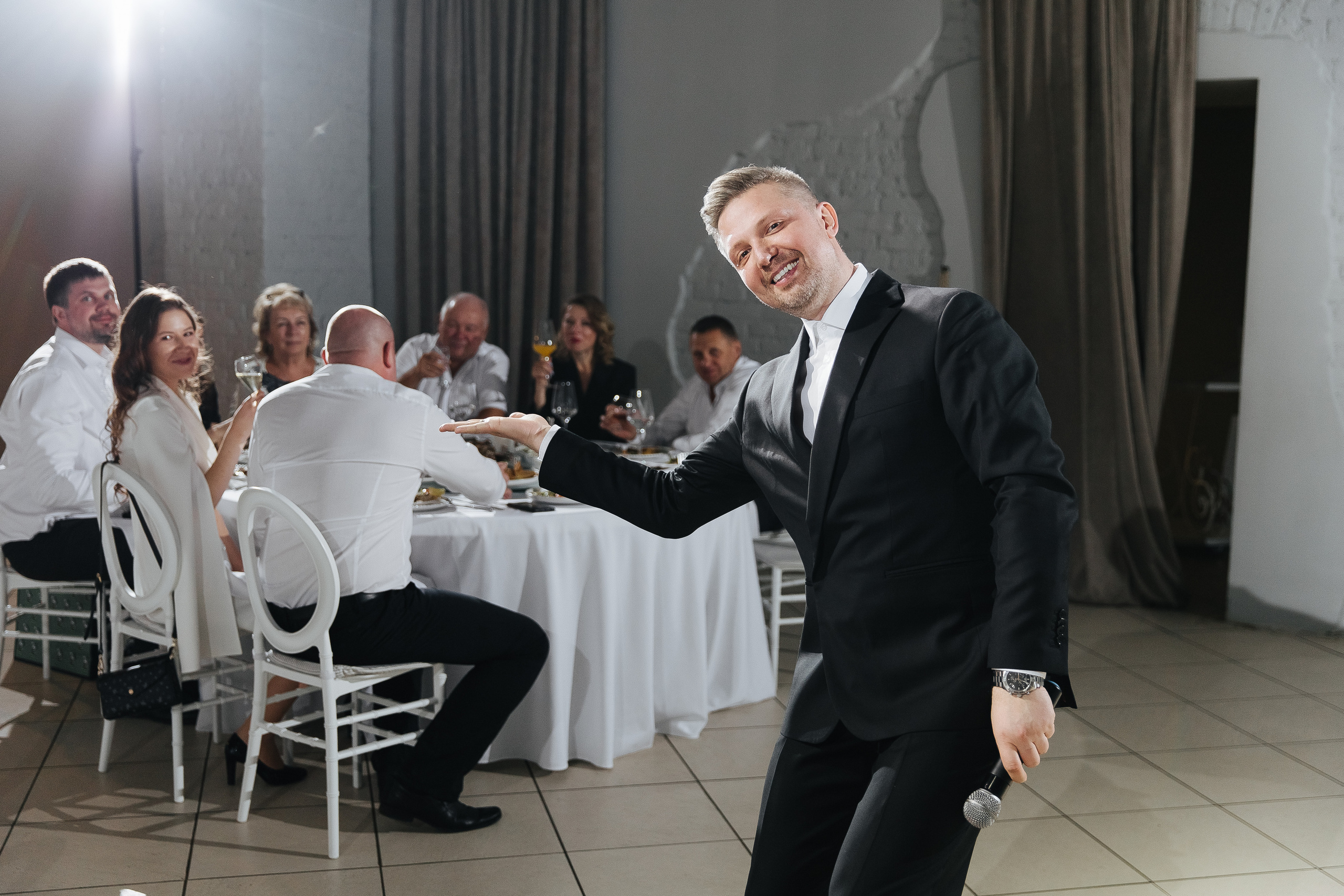 Репортаж ДР в Пассаже. Фотограф в Красноярске Надежда Воскресенская