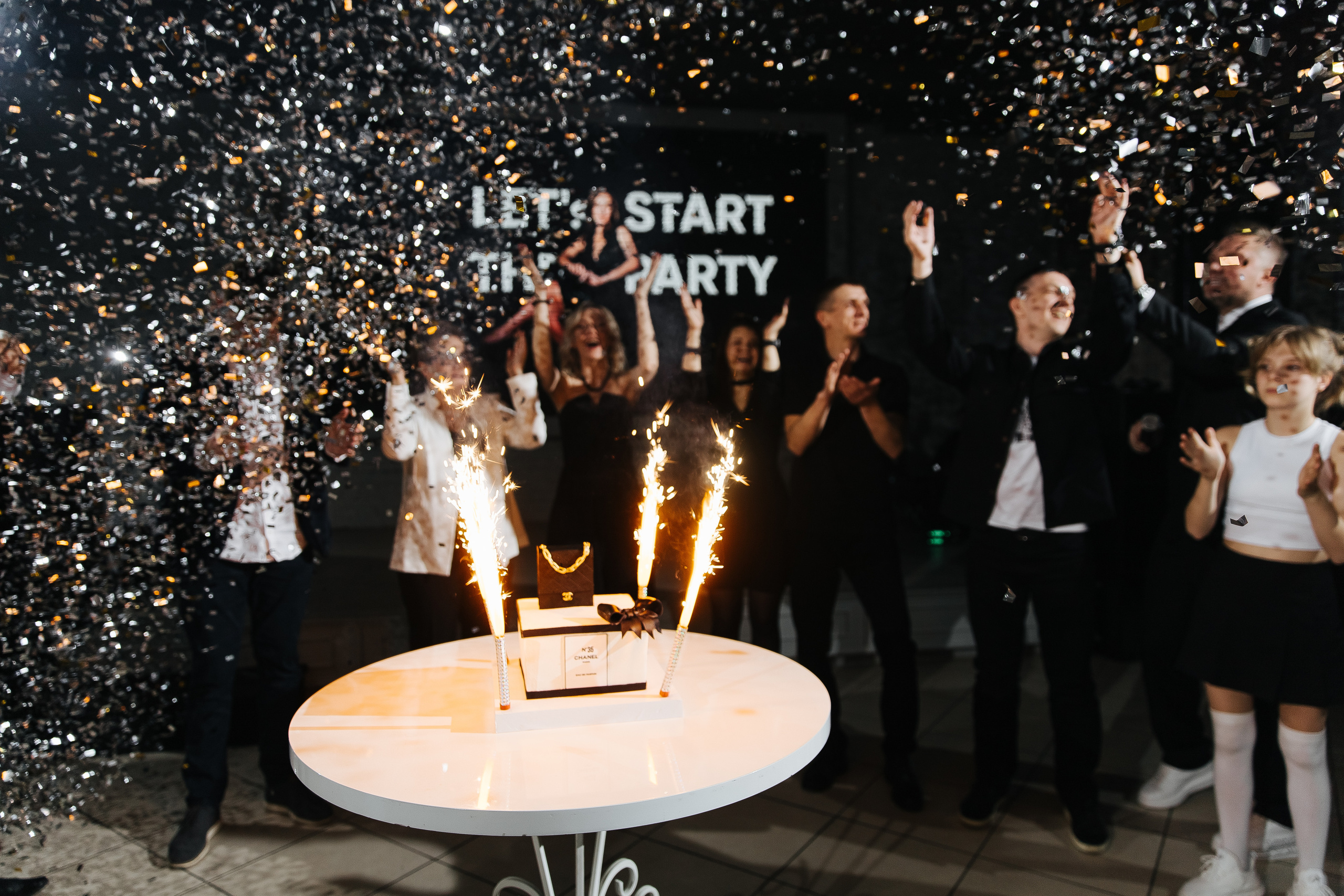 Репортаж ДР в Пассаже. Фотограф в Красноярске Надежда Воскресенская