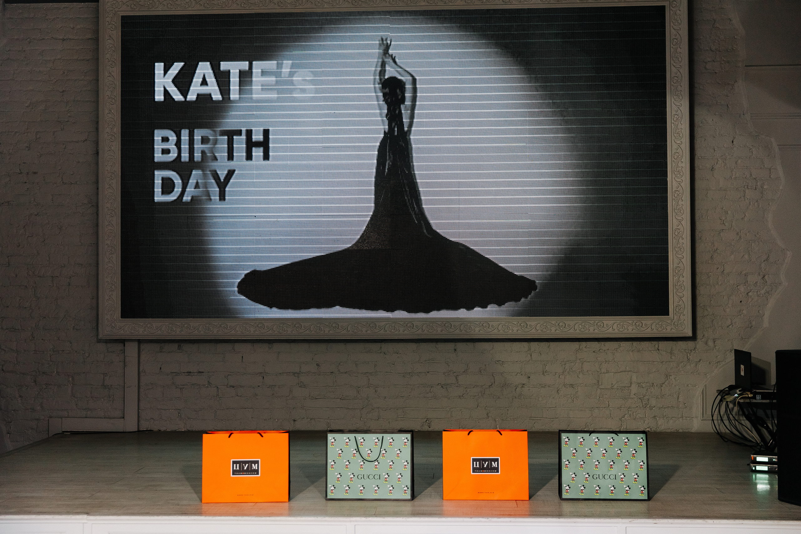 Репортаж ДР в Пассаже. Фотограф в Красноярске Надежда Воскресенская