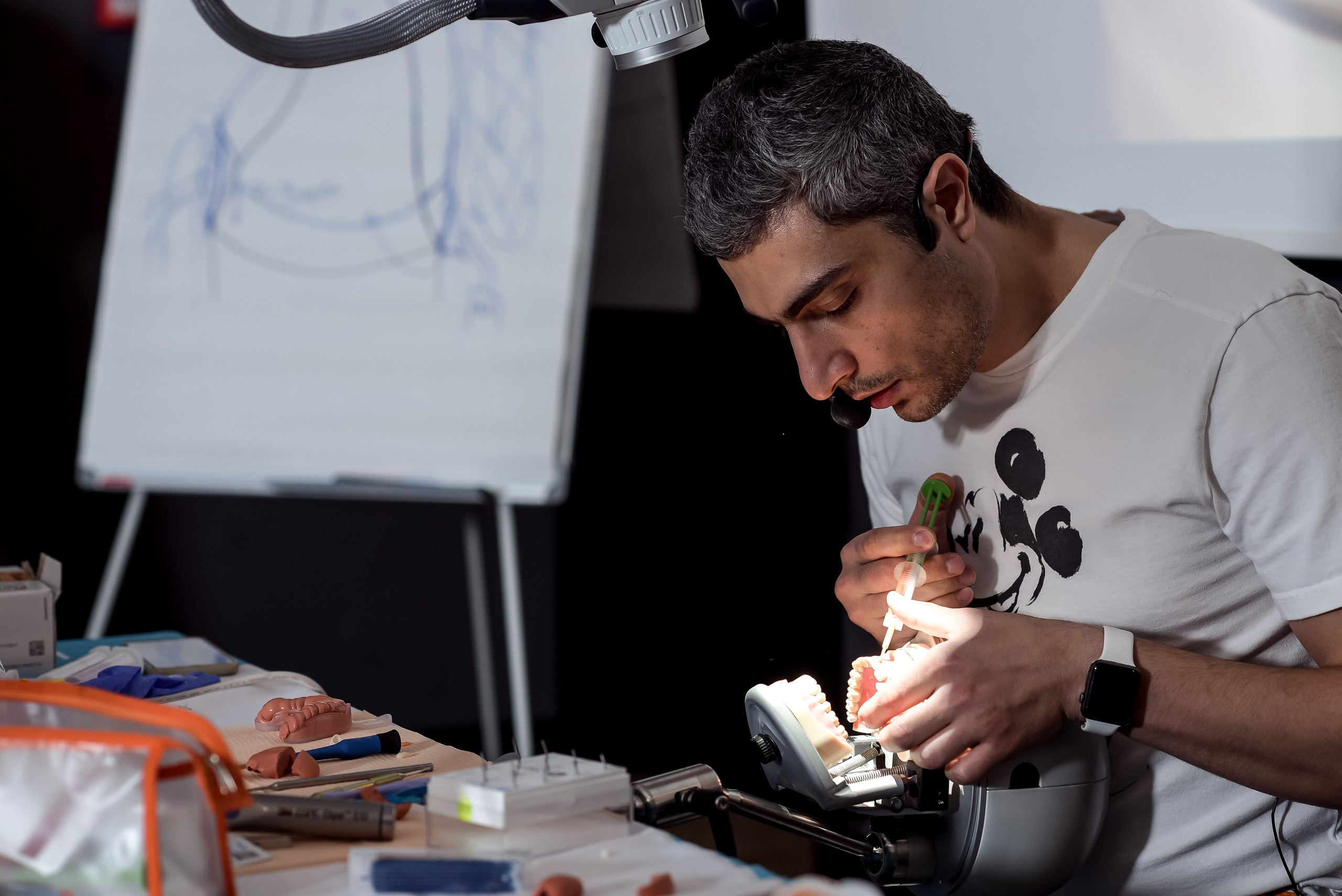 Курсы и тренинги. Анастасия Петрович фотограф, фотокорреспондент в Москве и Санкт-Петербурге. Фотосъёмка репортажа, мероприятия, корпоративная съёмка, контент