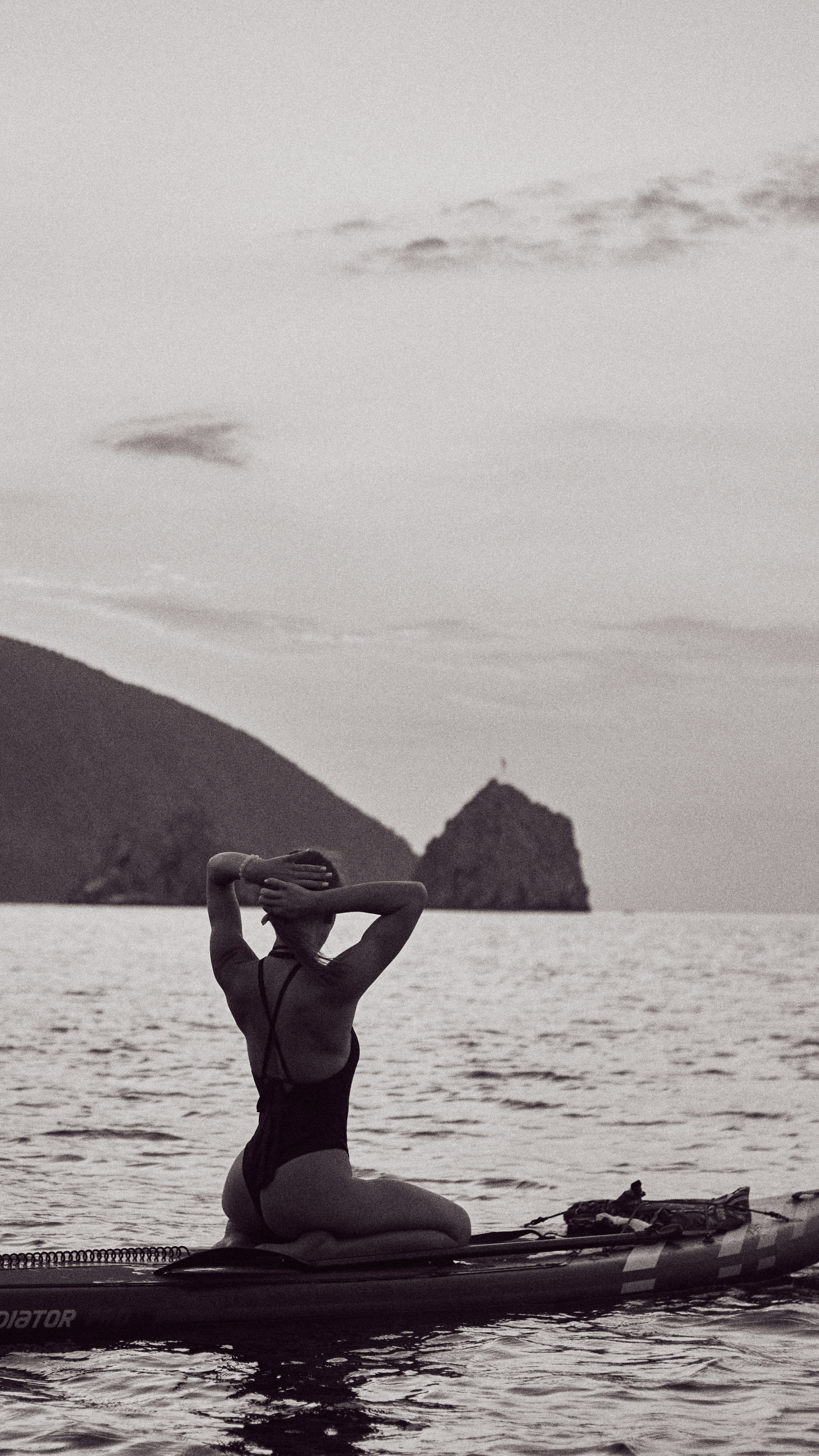 Рассвет на SUP board в Крыму — красивые фото заката у моря | Роман Скрипкин. Живые фото в Крыму | Фотограф Роман Скрипкин | Искренние фотографии без поз и суеты