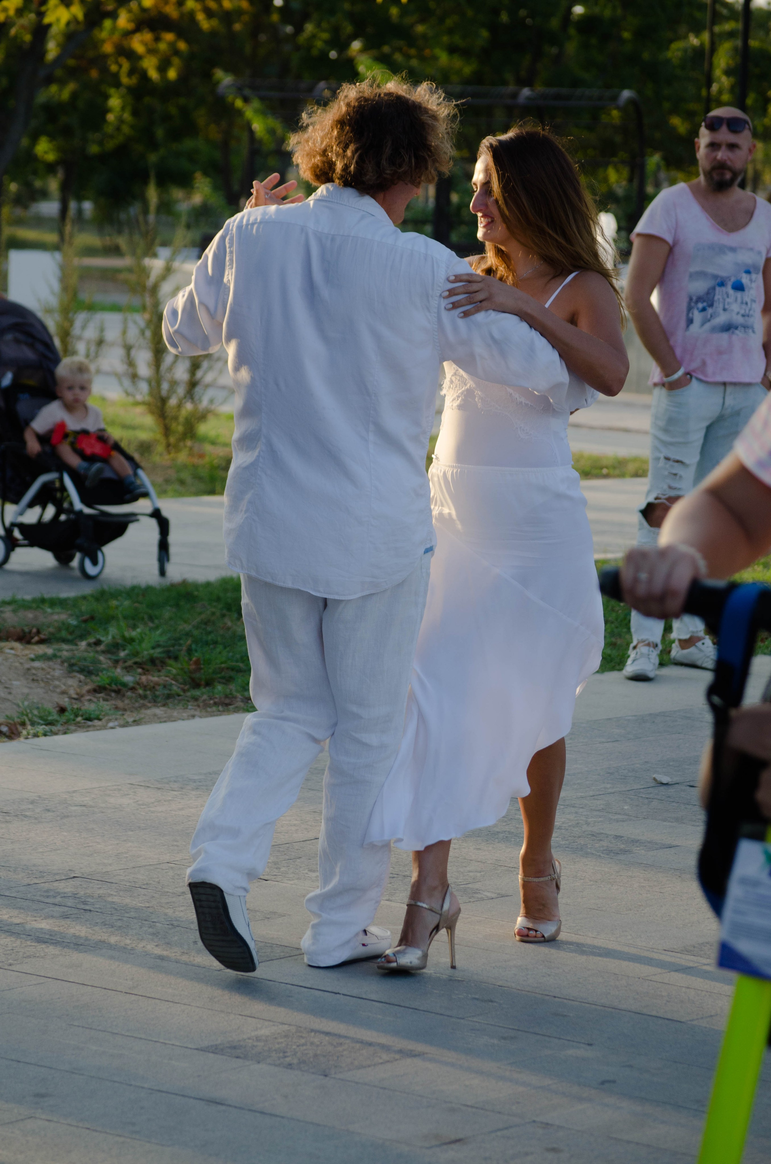 Фотограф на ваше мероприятие в Крыму | Съемка милонг и фестивалей | Илья Желдак. Профессиональная фотосъемка в Крыму. Натуральные эмоции и живые кадры. Забронируйте дату прямо сейчас!