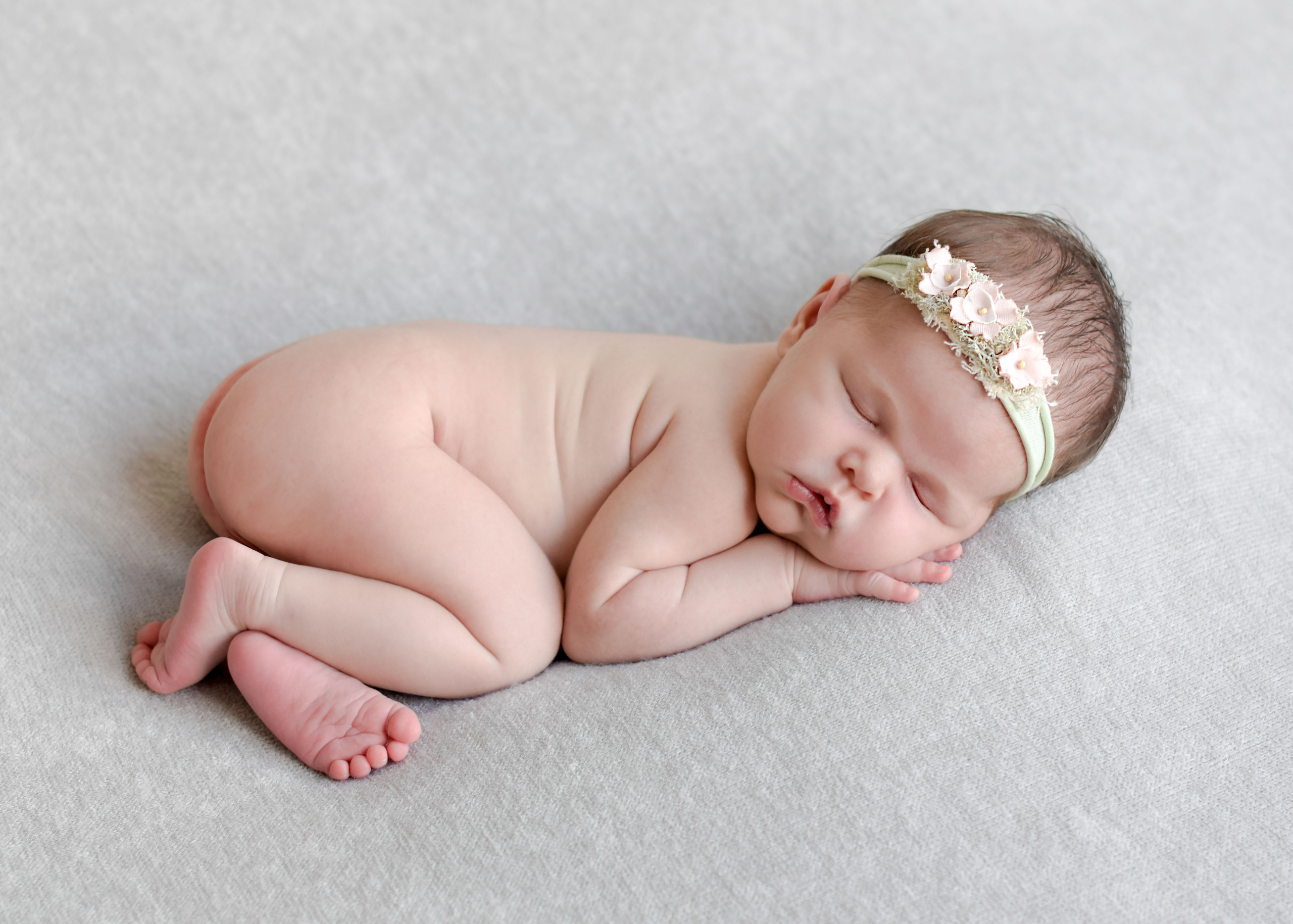 Фотосессия новорожденного примеры фото. Фотограф в Ялте Инна Найден. Детский и семейный фотограф