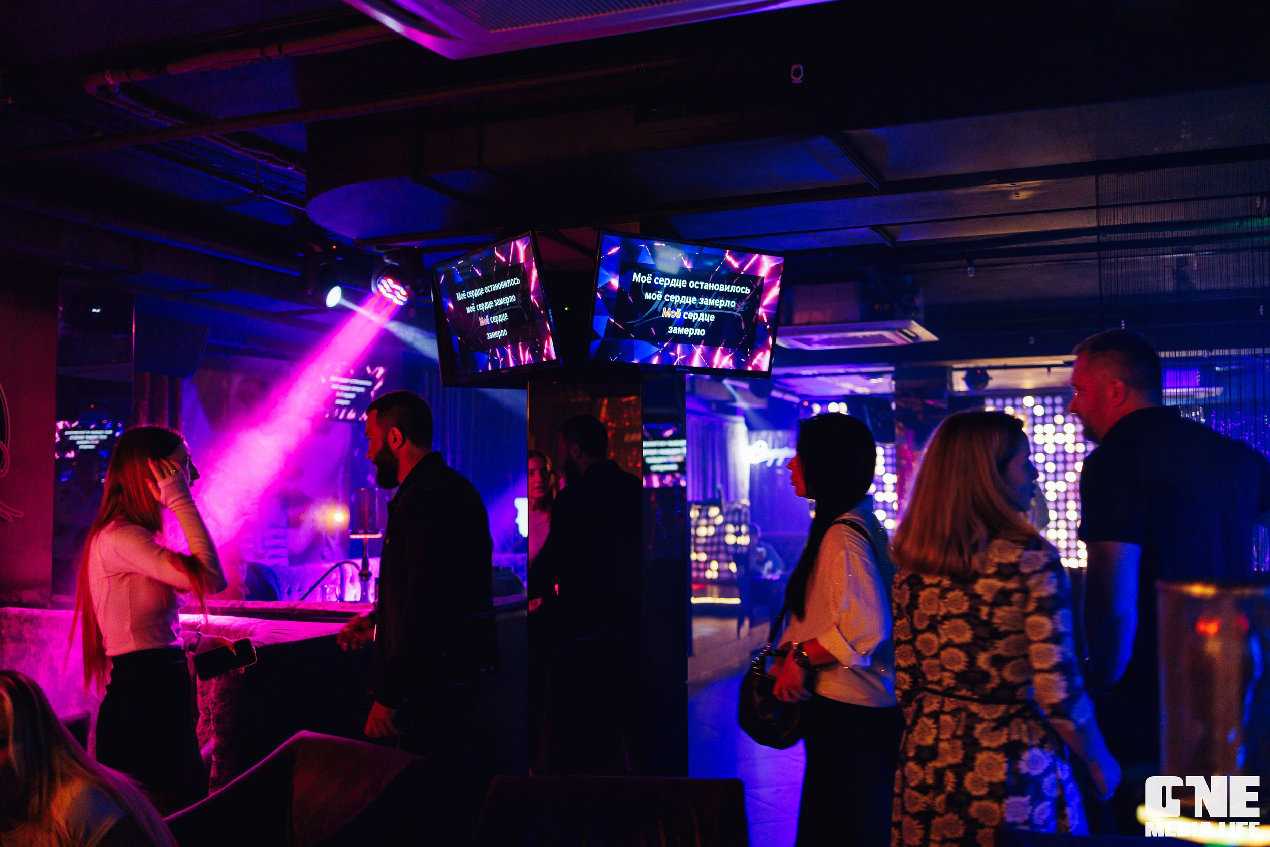 Фоторепортаж из караоке-клуба Эйфория. One Media Life: фоторепортажи, фотоотчеты с мероприятий и заведений