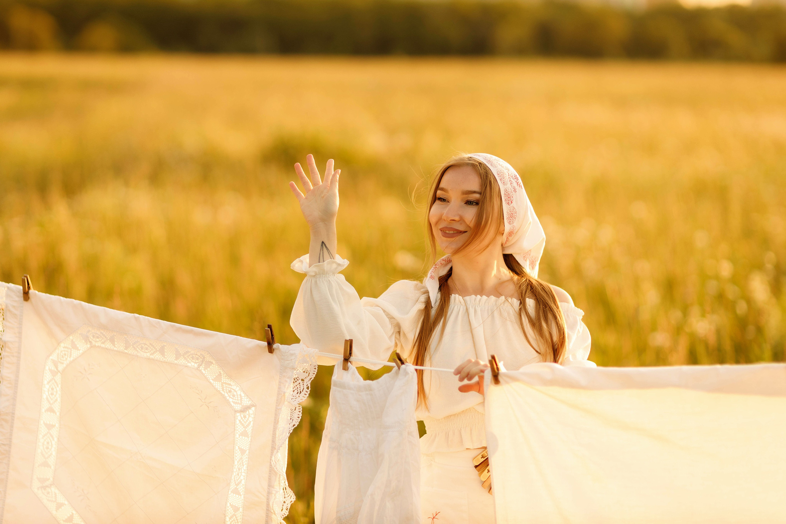 Тематическая фотосессия «Стирка» с Ларисой совместно с Ириной Павловой. Портретный и репортажный фотограф в Чебоксарах Андриян Чаркин