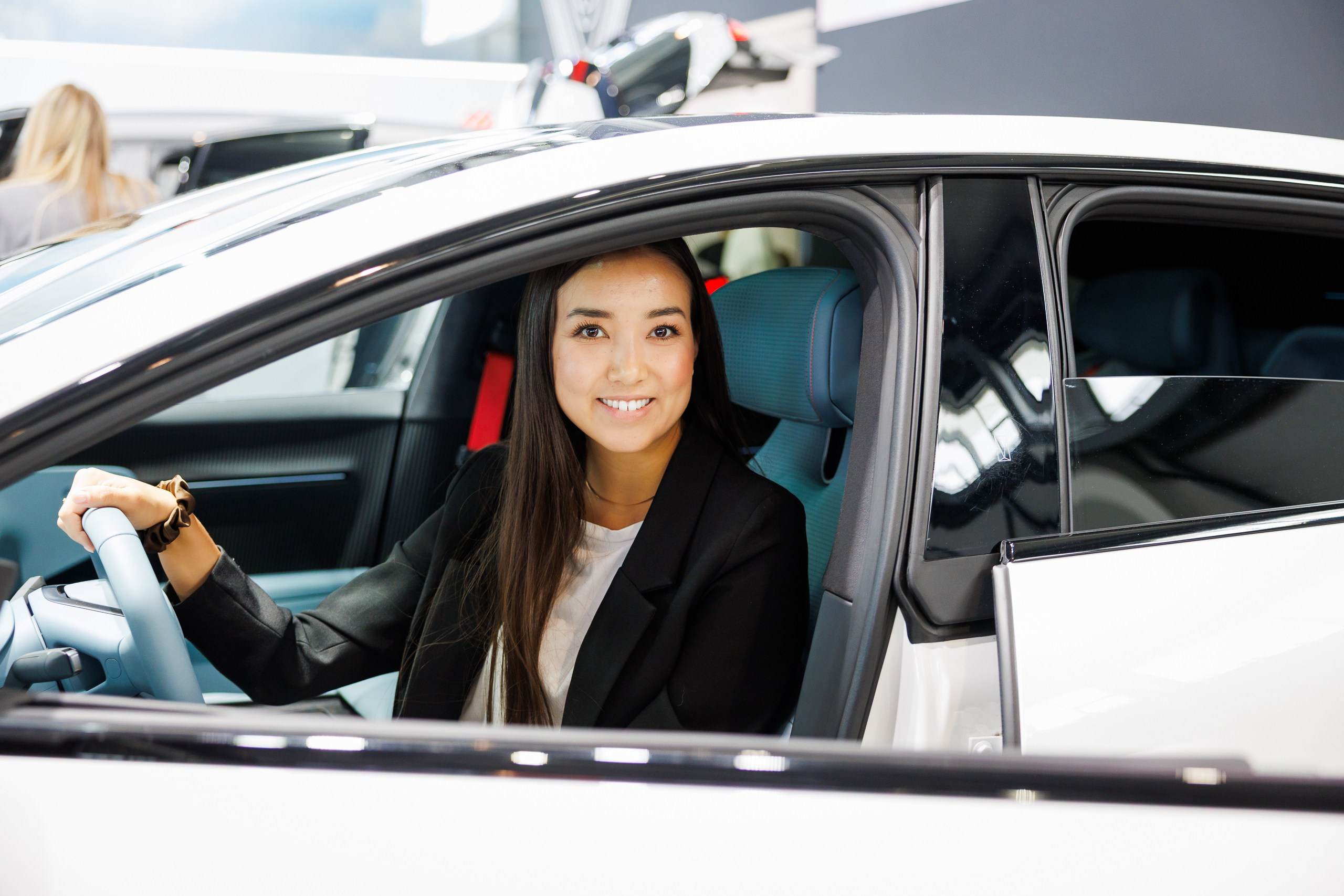  Фото финала дня - уборка стенда, команда после успешного мероприятия