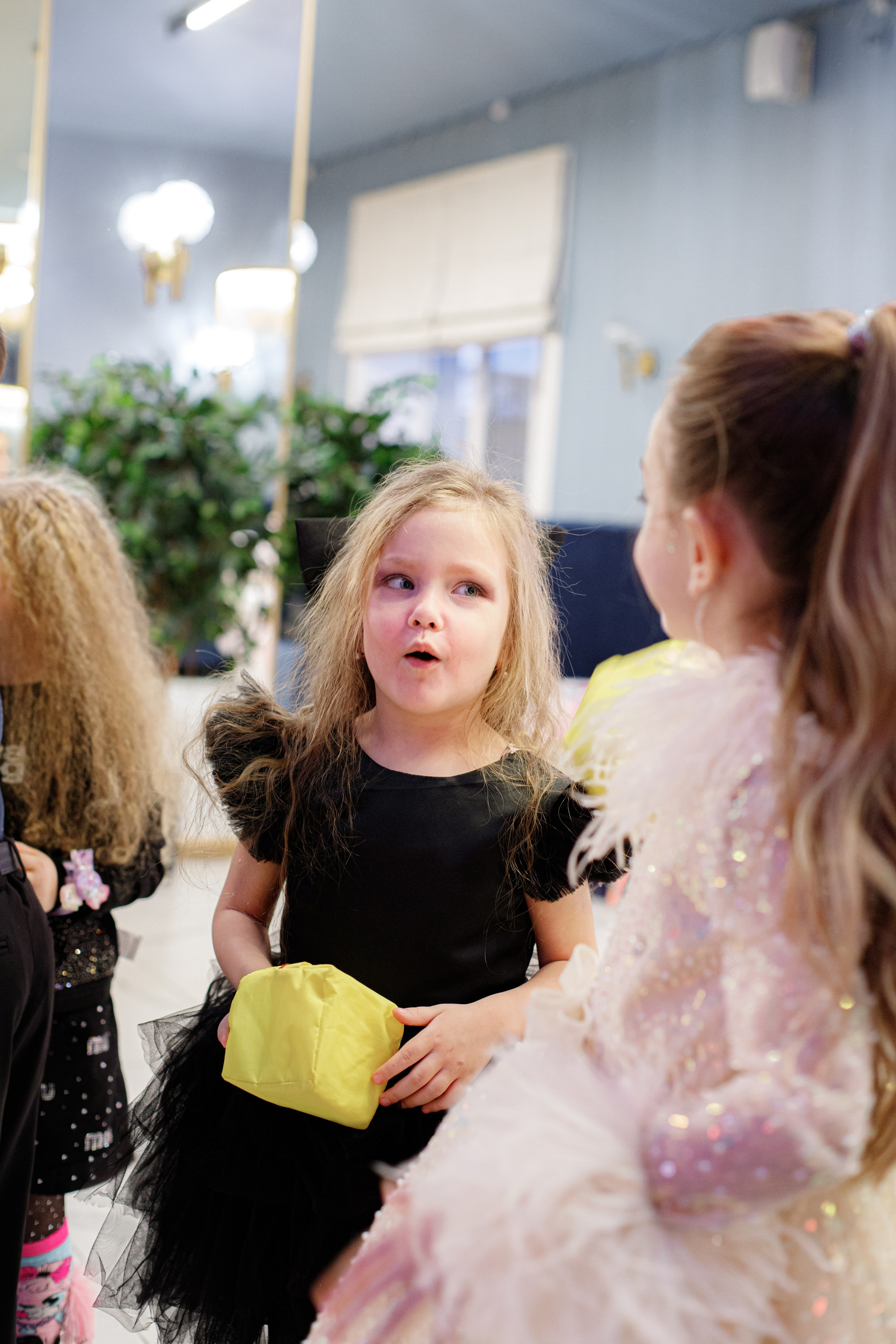 ASIA'S BIRTHDAY PARTY. Photokarish