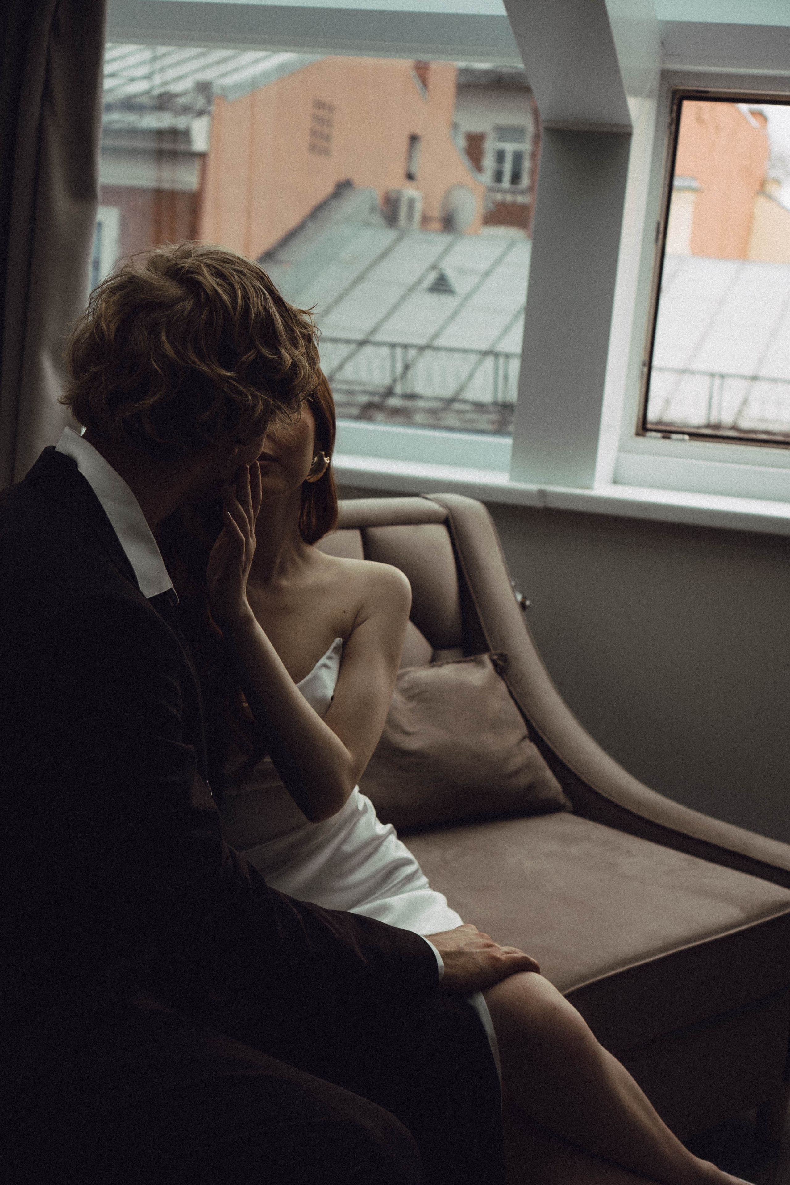 СВАДЕБНАЯ СЬЕМКА В ОТЕЛЕ. СБОРЫ ЖЕНИХА И НЕВЕСТЫ И ТАКЖЕ ТОР И ПОДГОТОВКА К ПРОГУЛКЕ. Профессиональный фотограф, Санкт-Петербург — Виктория Богомолова