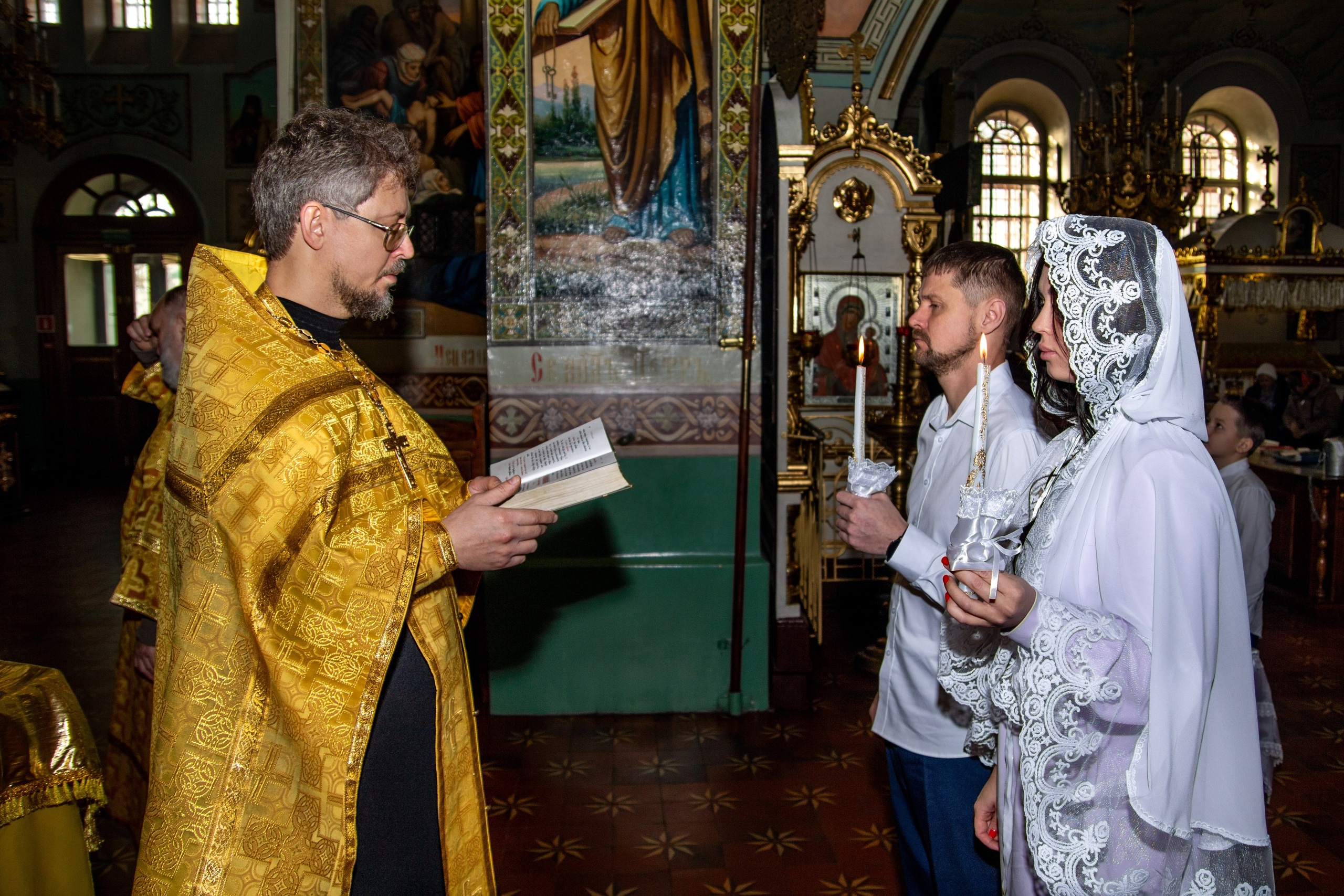 Венчание. Церковь Петра и Павла. Фотограф в Самаре Алексей Головачёв