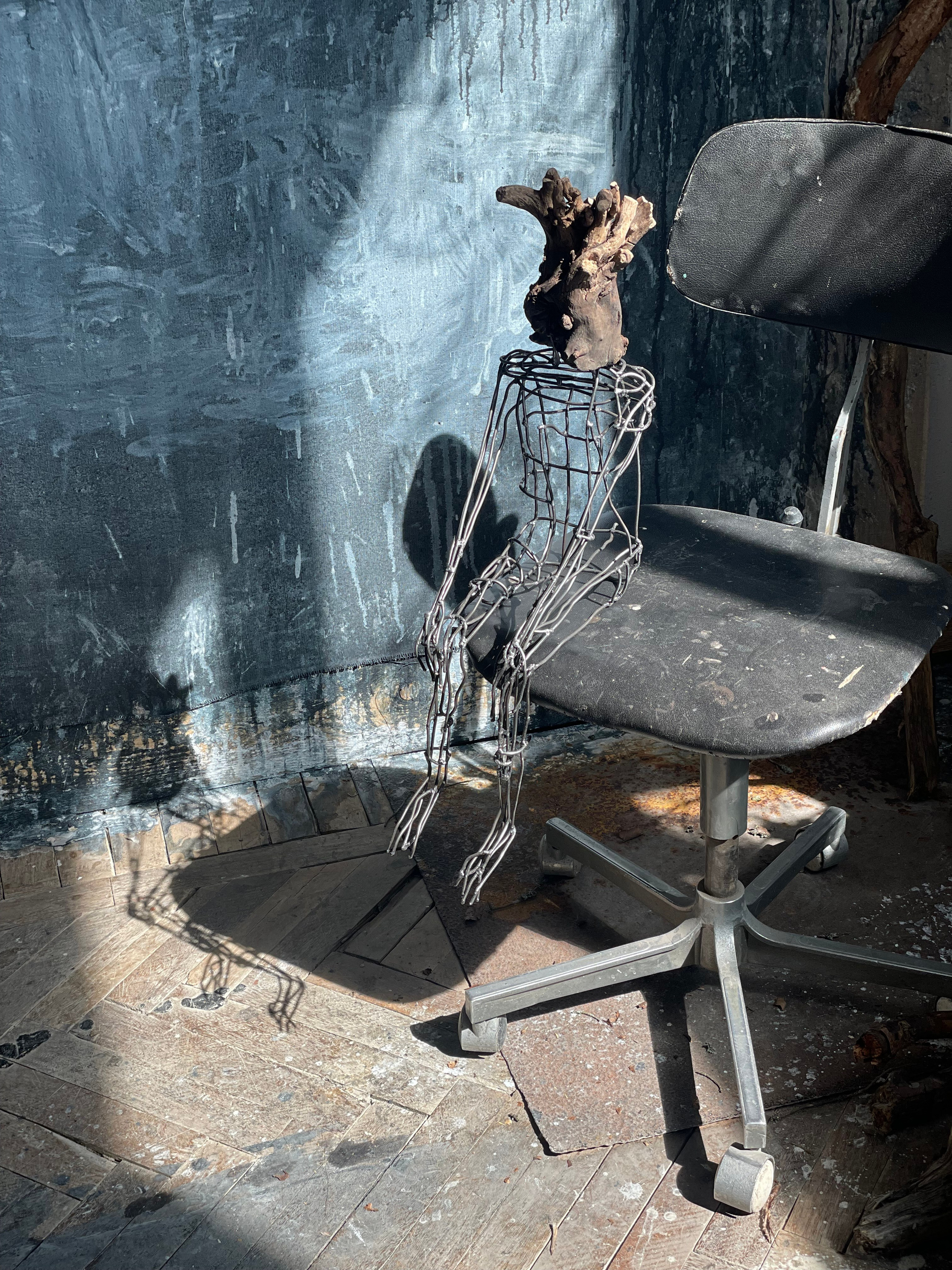 Офисный работник / office employee_2022. Художник — скульптор Антонина Фатхуллина